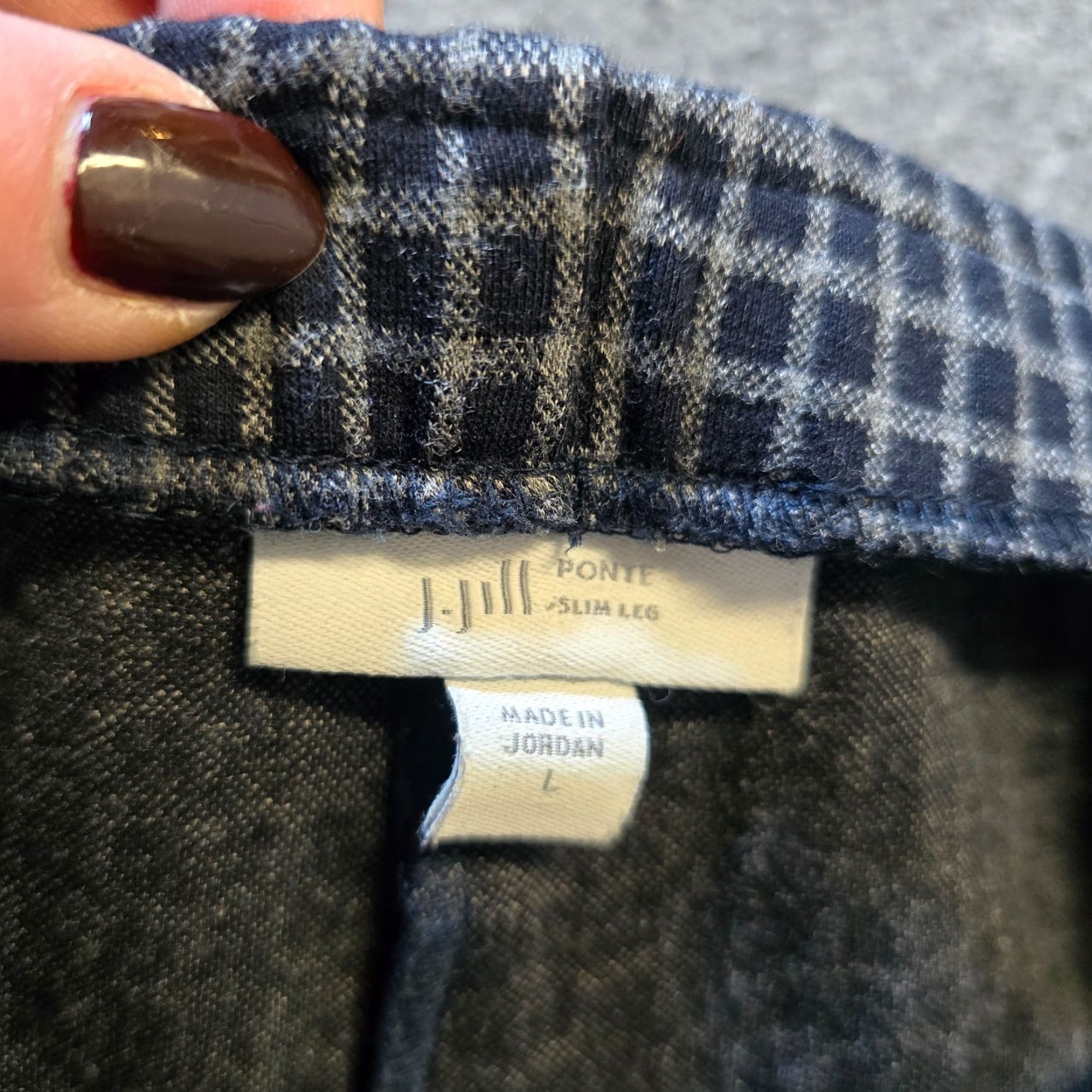 J. Jill J. Jill Pant Women Large Blue Plaid Ponte Slim Leg Pull On Casual Capsule Shirt? I cannot provide a result. Size 24" / US 00 / IT 34 - 4 Thumbnail