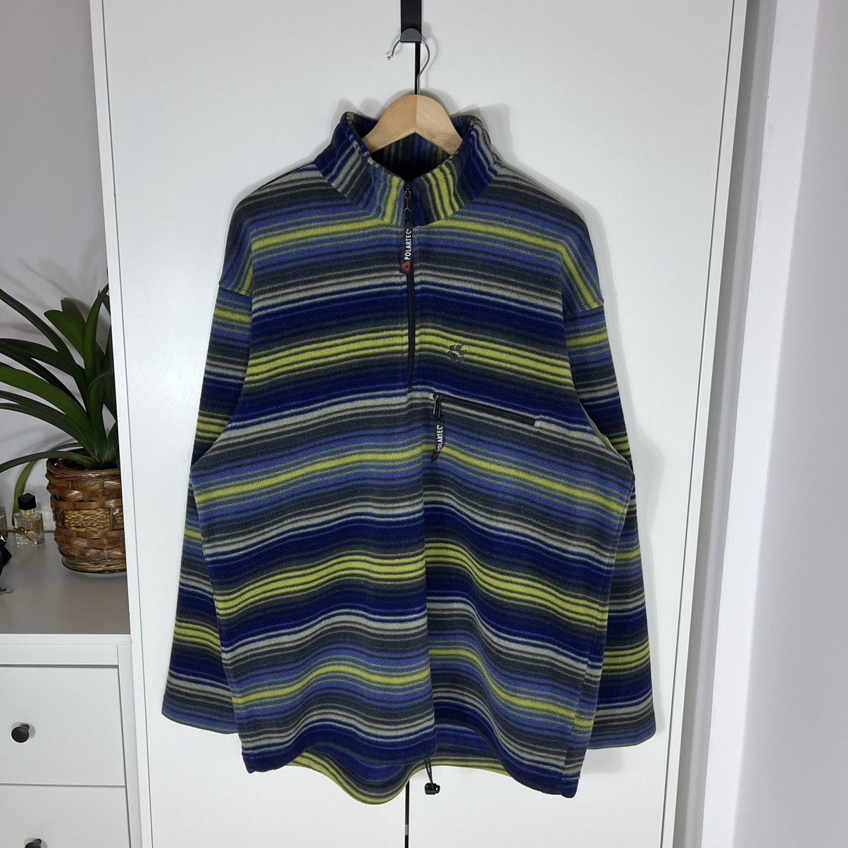 Jack Wolfskin Vintage Jack Wolfskin Polartec Striped Pocket Fleece Outdoor Size US XL / EU 56 / 4 - 1 Thumbnail