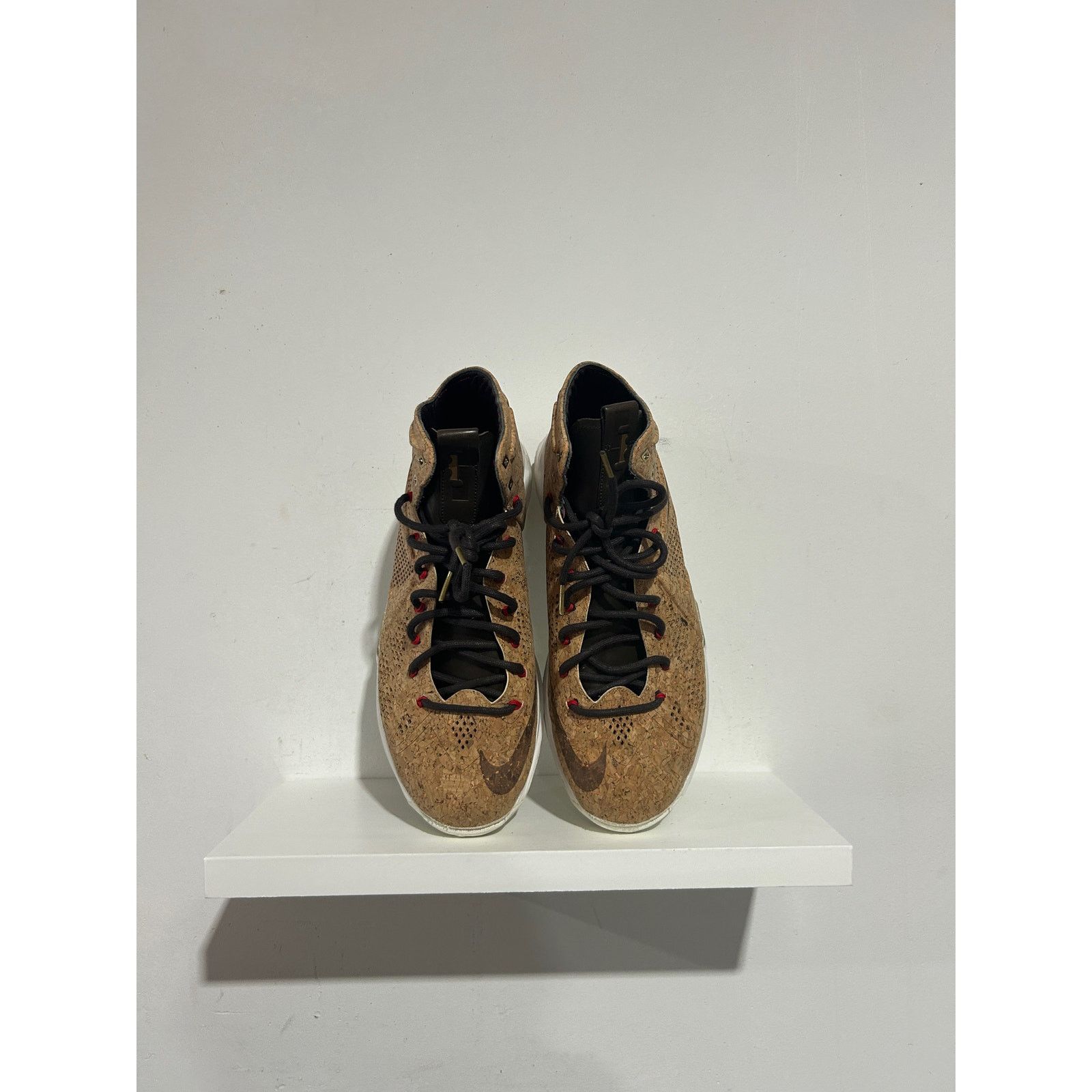 Jordan Brand LEBRON X EXT CORK PREOWNED SIZE 12 Size US 12 / EU 45 - 2 Thumbnail