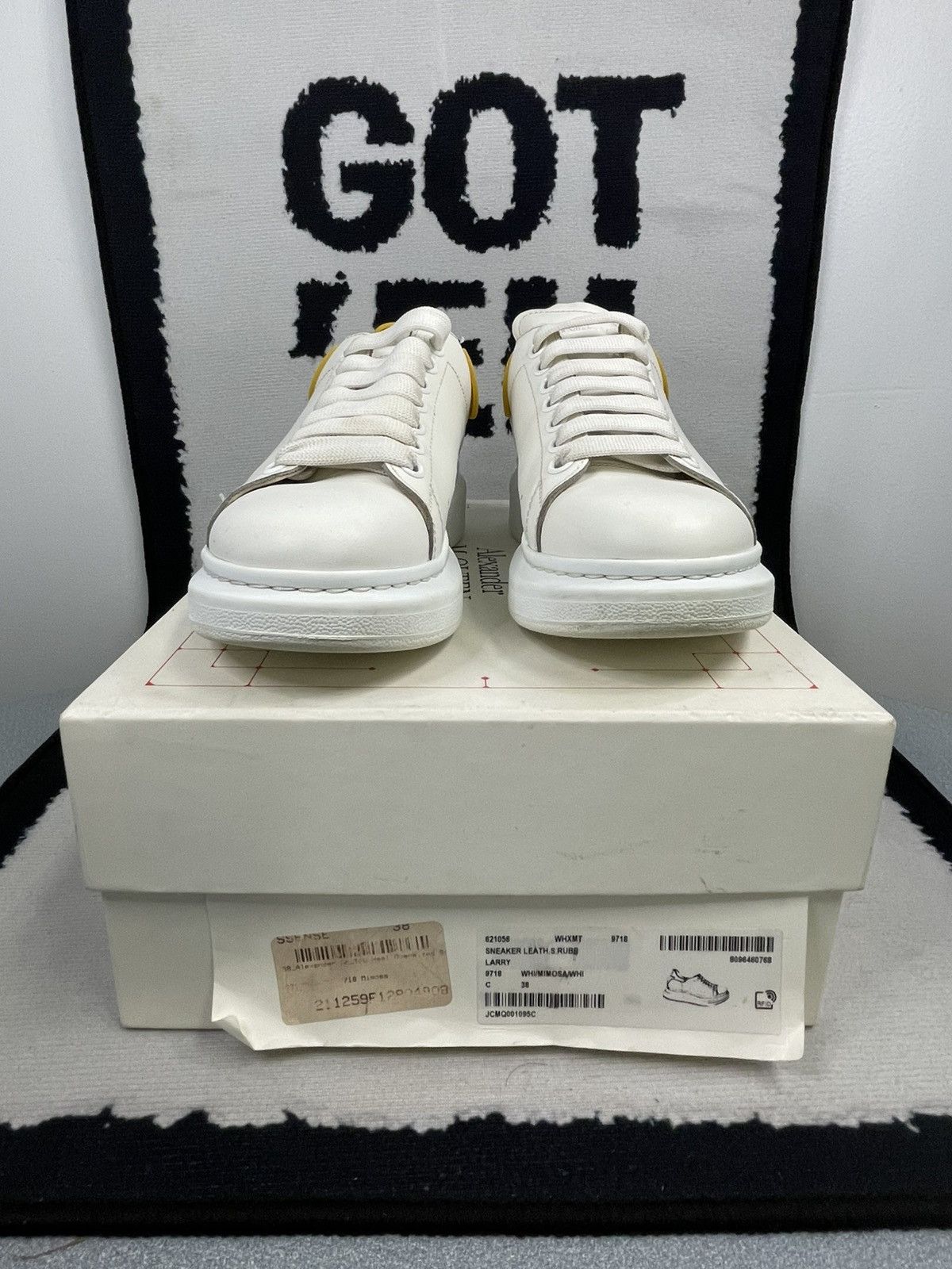 Alexander McQueen Alexander McQueen Oversized Sneaker Size US 7.5 / IT 37.5 - 5 Thumbnail