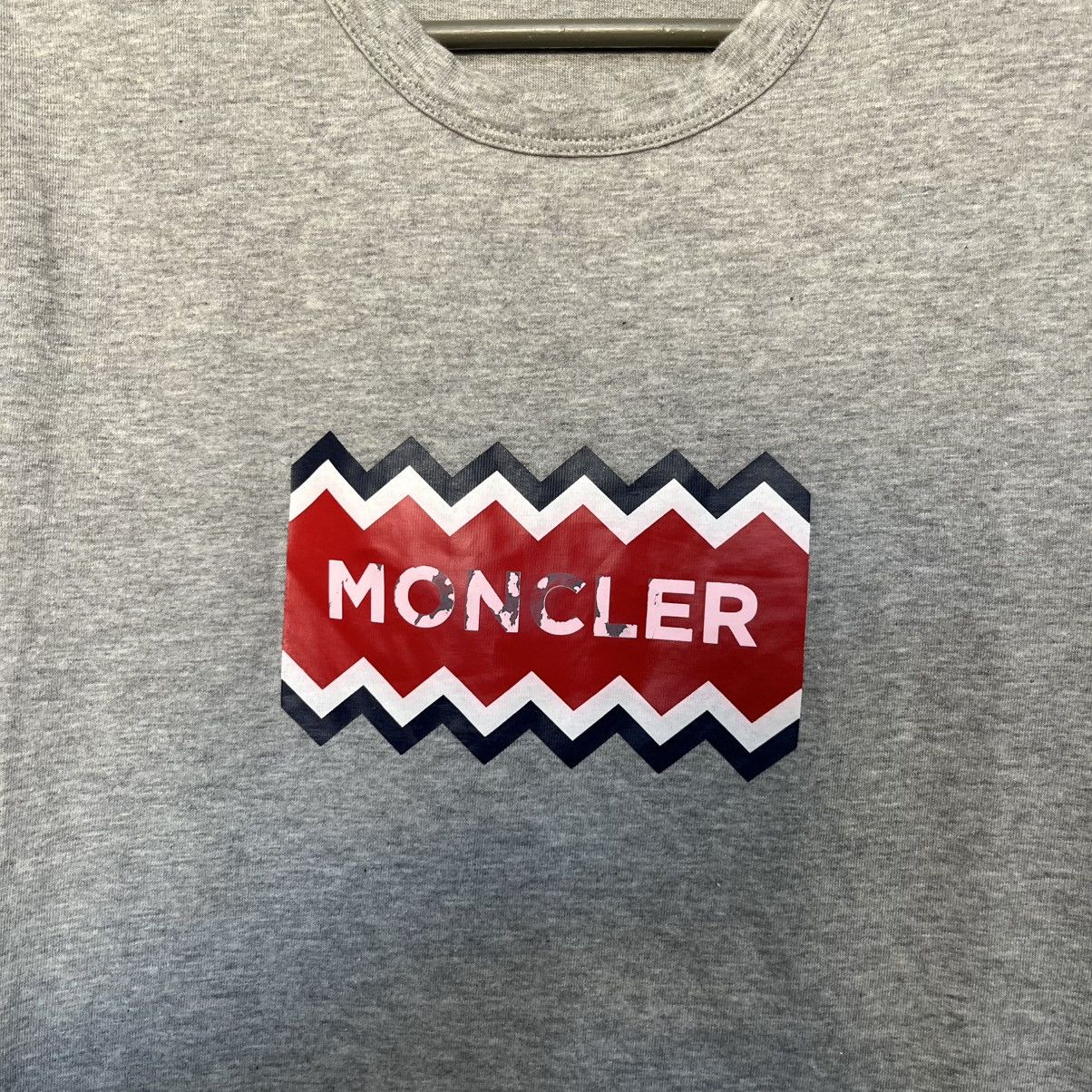 Moncler Moncler T-Shirt Size US S / EU 44-46 / 1 - 4 Thumbnail