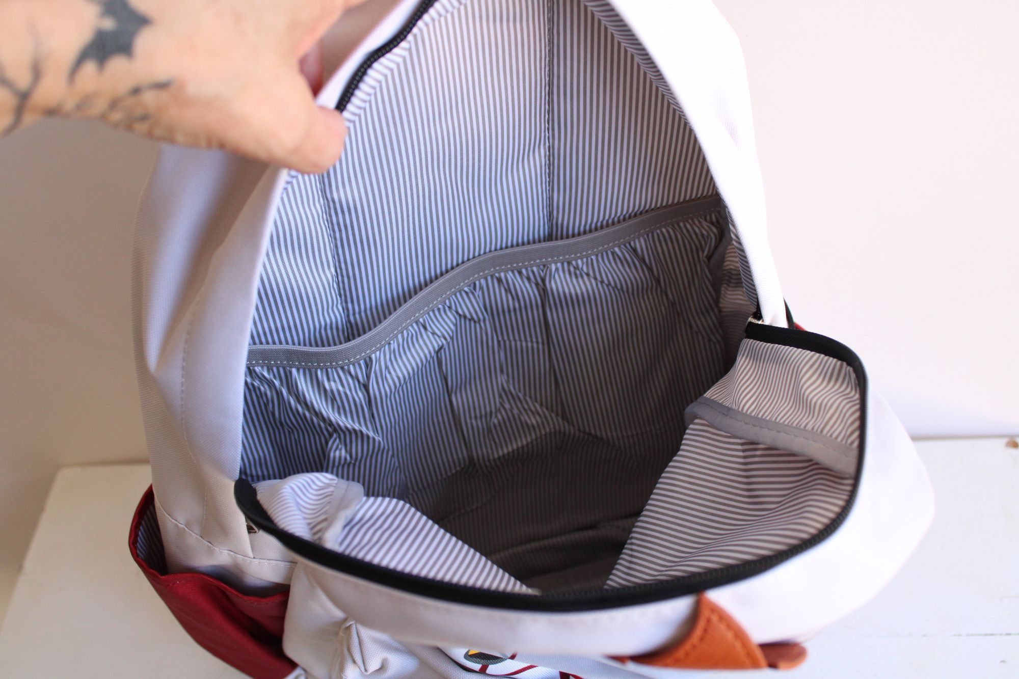 Other Loungefly Pennywise Backpack, New With Tags, IT 2020, Horror Size ONE SIZE - 6 Thumbnail