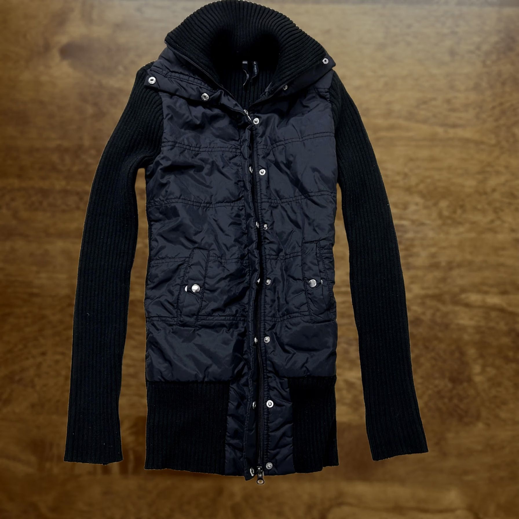 Vintage Takeout Sweater Women Small Black Quilted Puffer Full Zip Ribbed Knit Jacket Size S / US 4 / IT 40 - 1 Thumbnail
