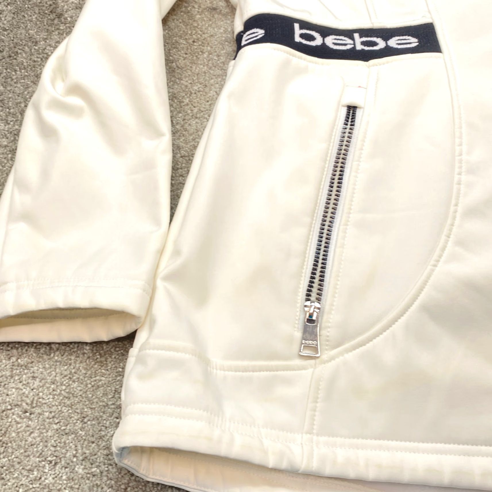 Bebe Bebe Sport White Hooded Jacket Womens XL Soft Shell Full Zip Coat Fleece Lined Size XL / US 12-14 / IT 48-50 - 2 Thumbnail