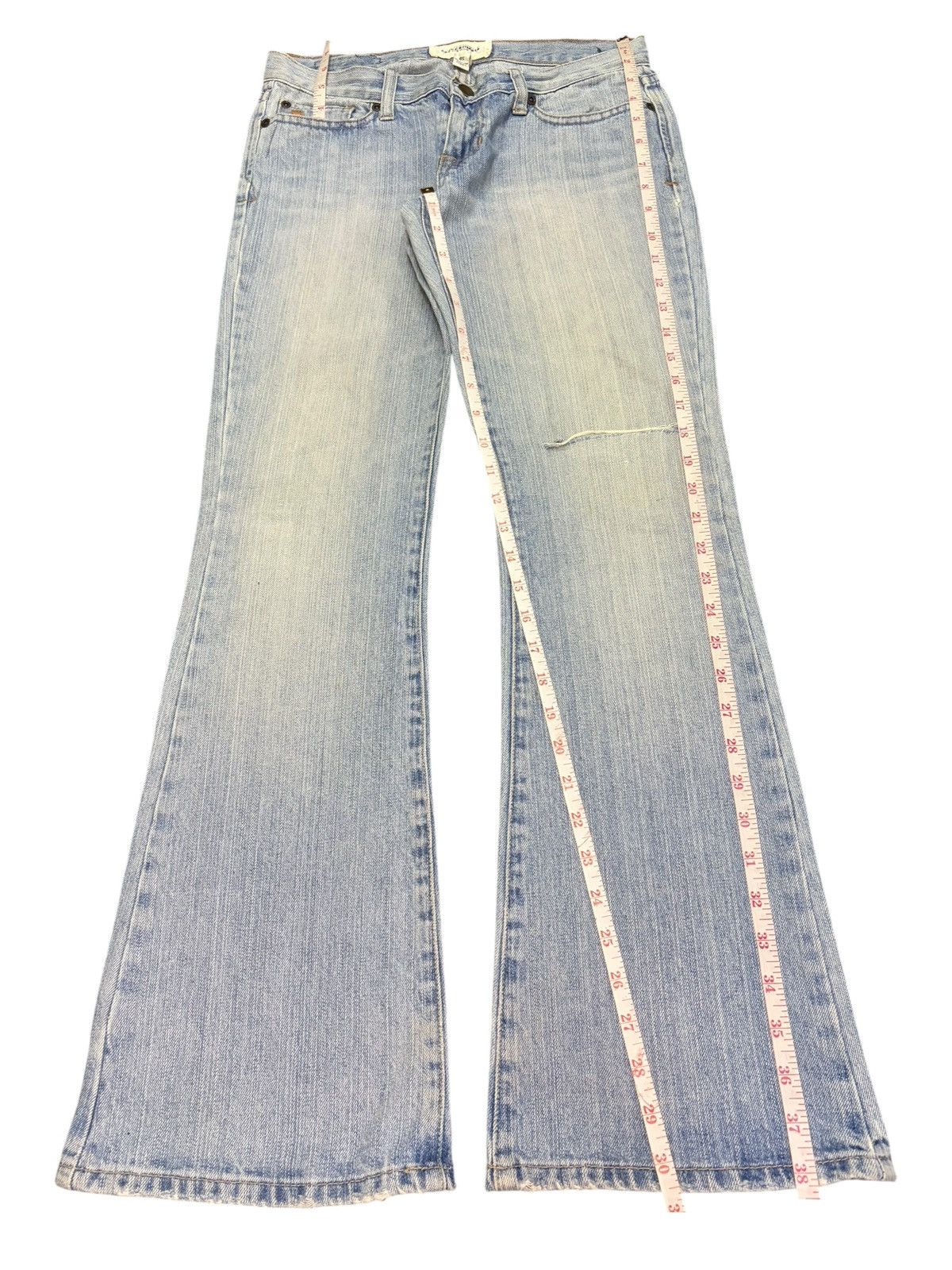 Abercrombie & Fitch Vintage Abercrombie Distressed Low Rise Flare Jeans Size 28" / US 6 / IT 42 - 7 Thumbnail