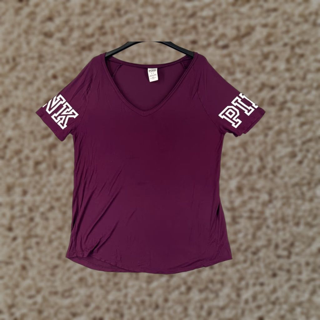 Victoria's Secret Victoria's Secret Red Modal Shirt Women’s Small V-Neck Short Sleeve Casual Animal Print Size S / US 4 / IT 40 - 1 Thumbnail