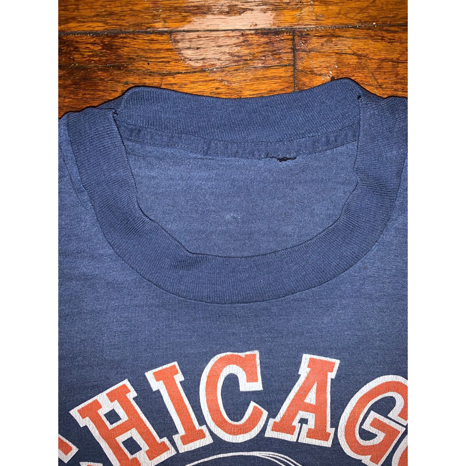 NFL × Other × Vintage Vintage Chicago Bears Single Stitch T Shirt Medium Helmet Size US M / EU 48-50 / 2 - 3 Thumbnail
