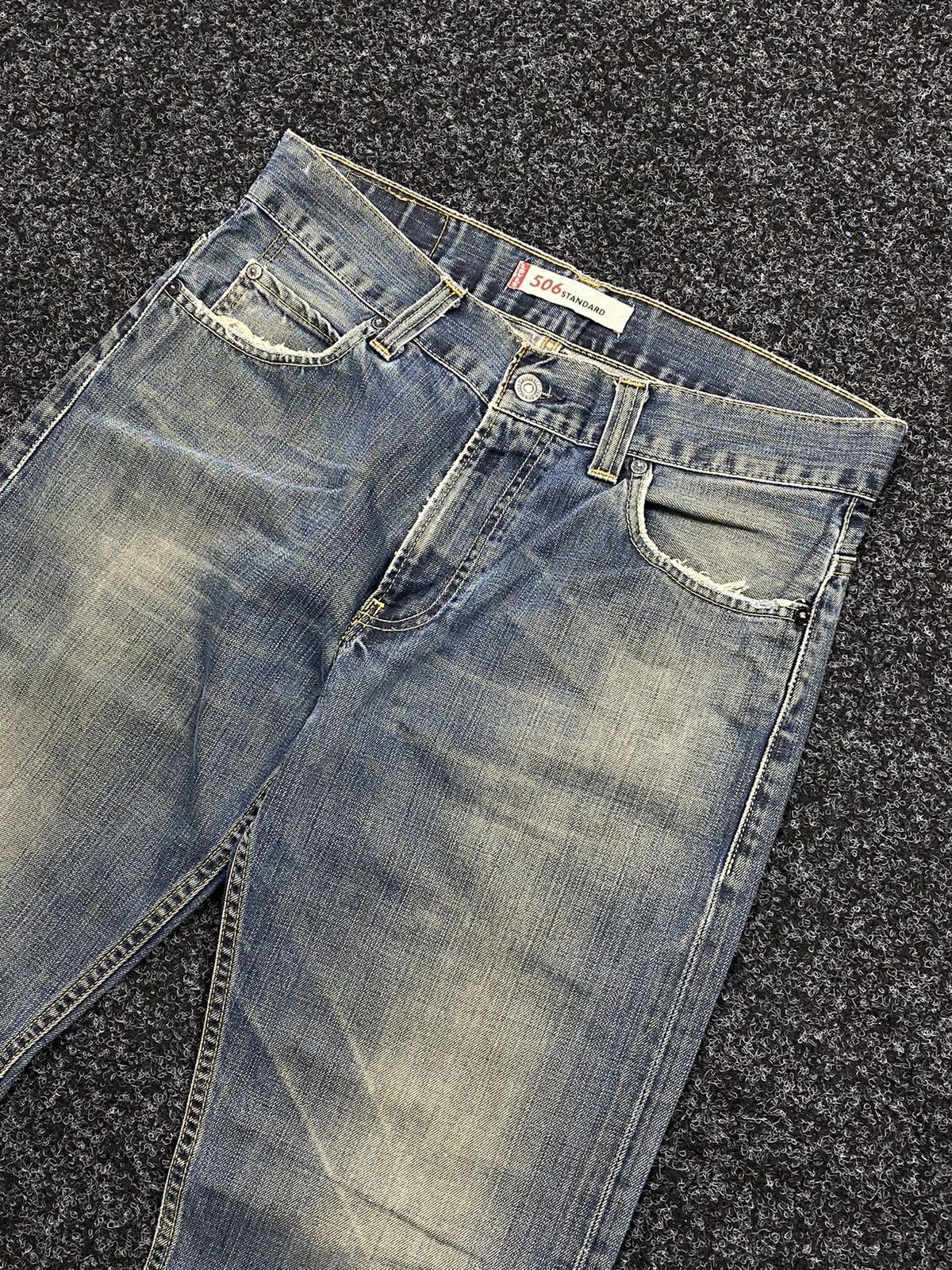 Levi's 🚨Vintage 506 rare levi’s denim jeans redtab Size US 32 / EU 48 - 2 Thumbnail