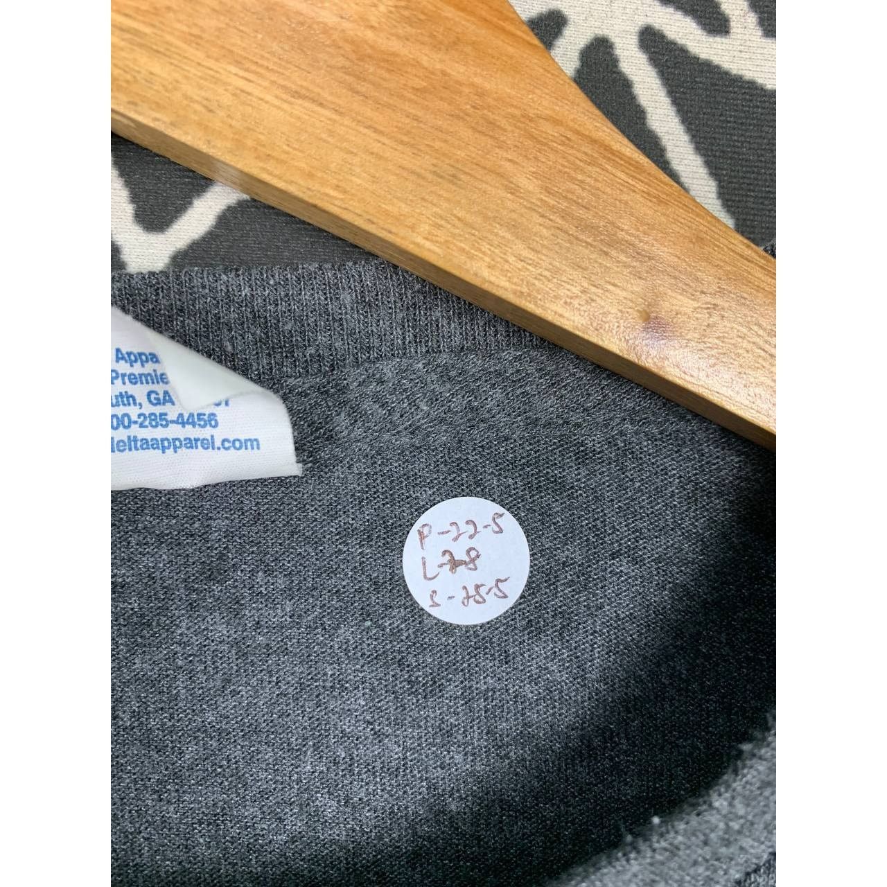 Delta × Realtree Vtg Y2K Realtree Outfitters Big Logo Long Sleeve Tee Size US L / EU 52-54 / 3 - 9 Thumbnail