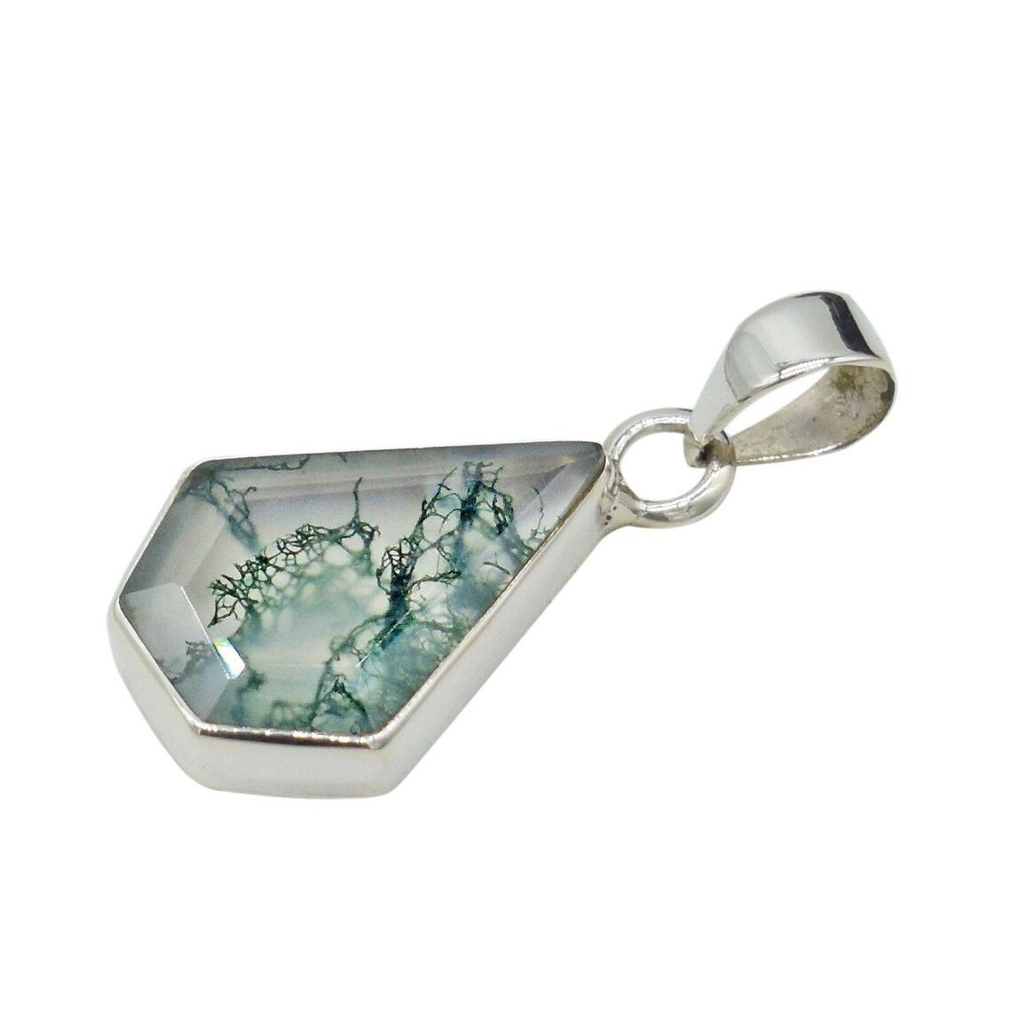 Handmade Kite Moss Agate Pendant Necklace: 925K Silver, 18 Inch Chain Size ONE SIZE - 1 Thumbnail