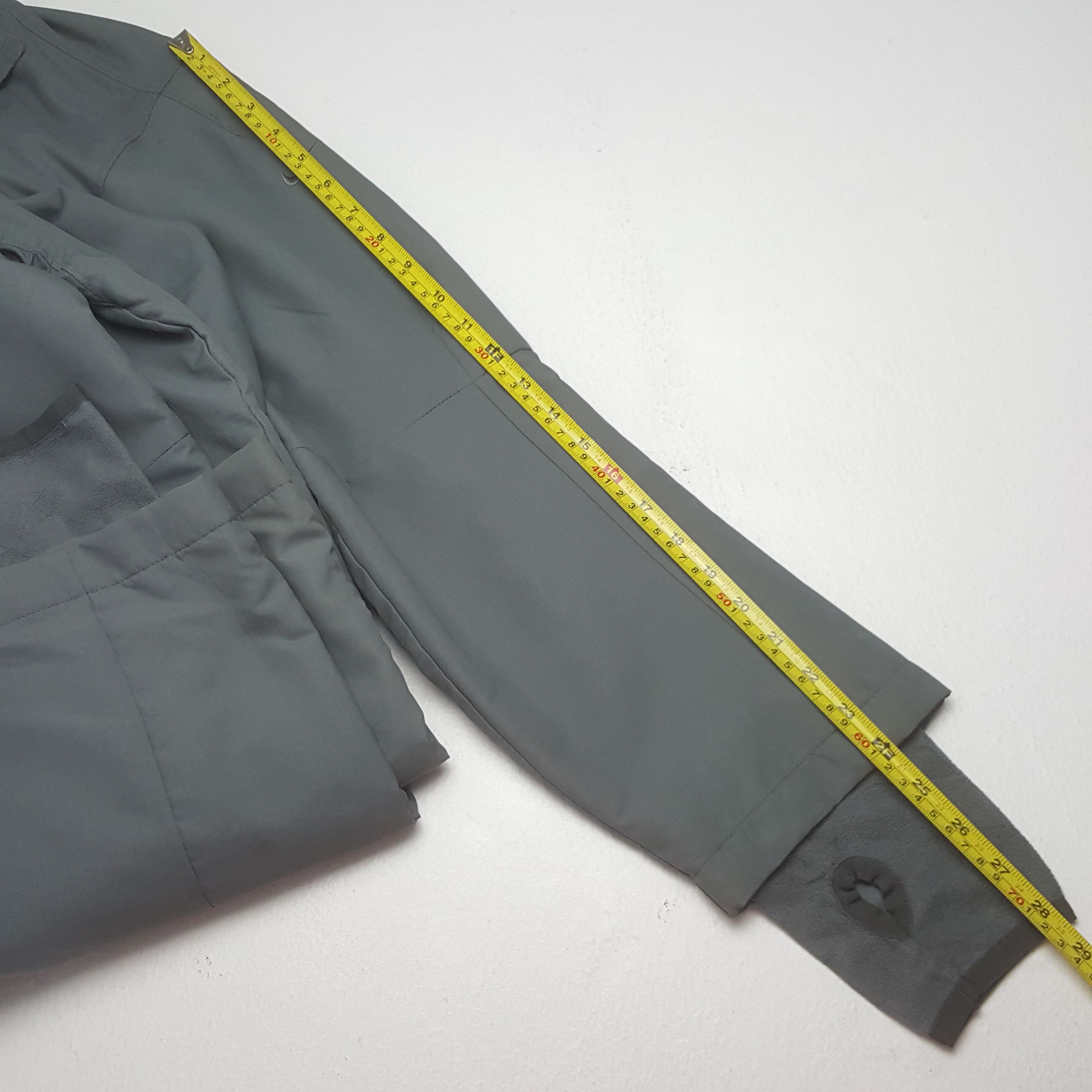 Nike Vintage Nike American Windbreaker Jacket C320N11 Size US L / EU 52-54 / 3 - 5 Thumbnail