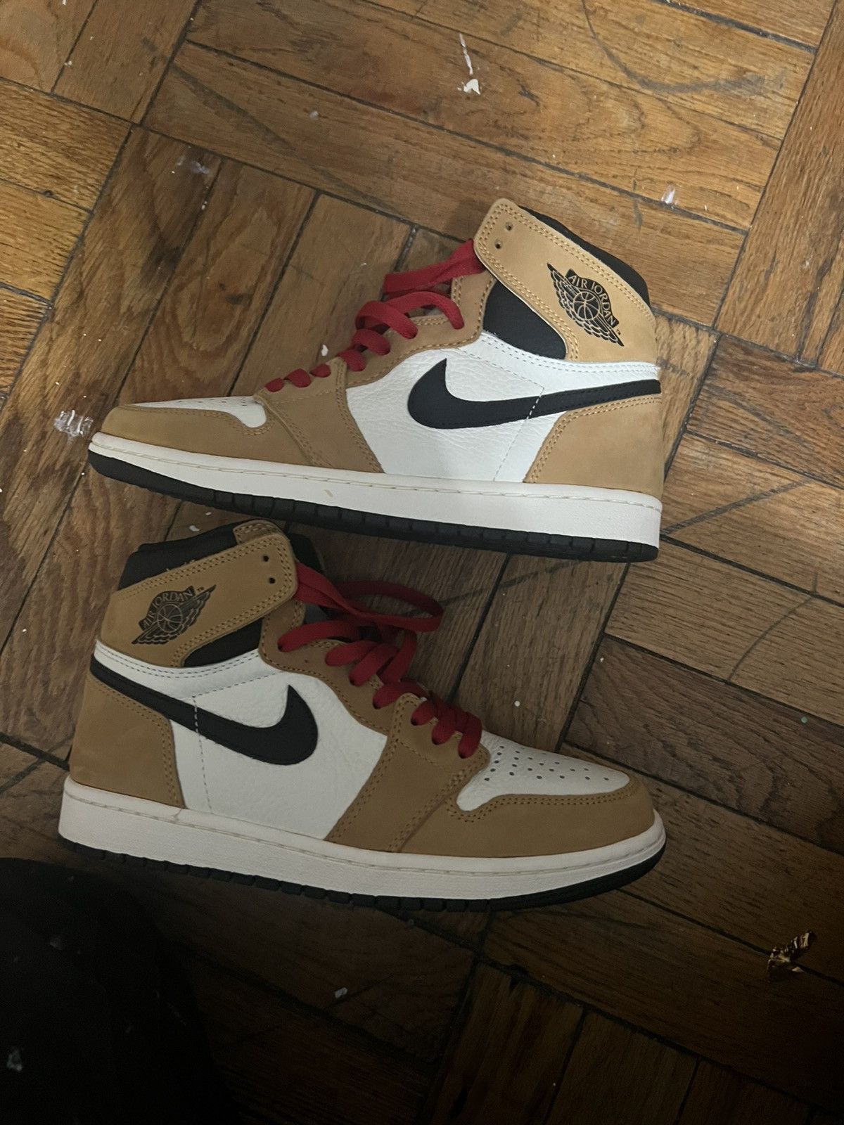 Jordan Brand Air jordan 1 retro high og rookie of the year Size US 8 / EU 41 - 2 Thumbnail