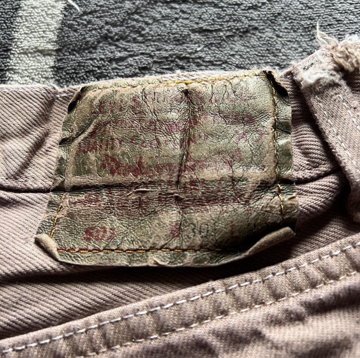 Levi's × Vintage 90s Levi’s 501 Distressed Overdyed Brown Jeans Size US 29 - 2 Thumbnail