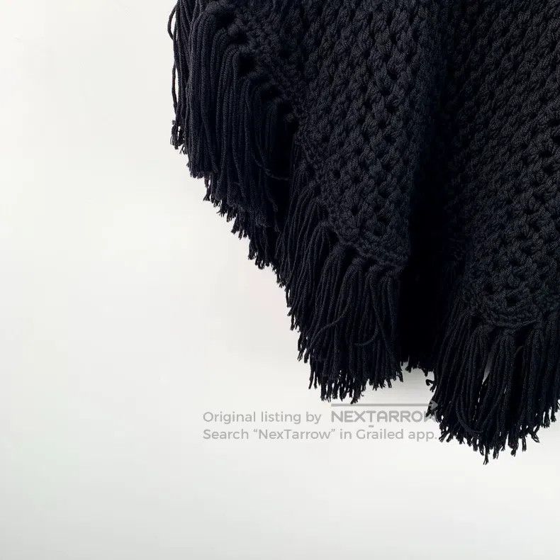Christian Dior Monsieur Dior Black woollen turtleneck hollow knitted cloak shawl s Size XXS / US 00 / IT 34 - 4 Thumbnail