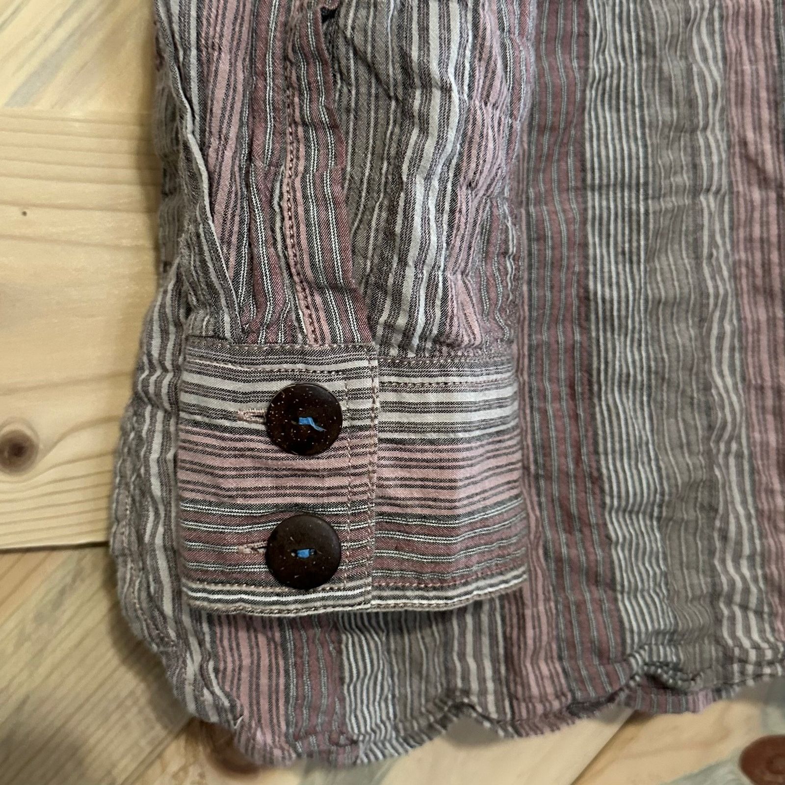 Free People Large Free People button down cotton top, crinkle texture Size L / US 10 / IT 46 - 5 Thumbnail