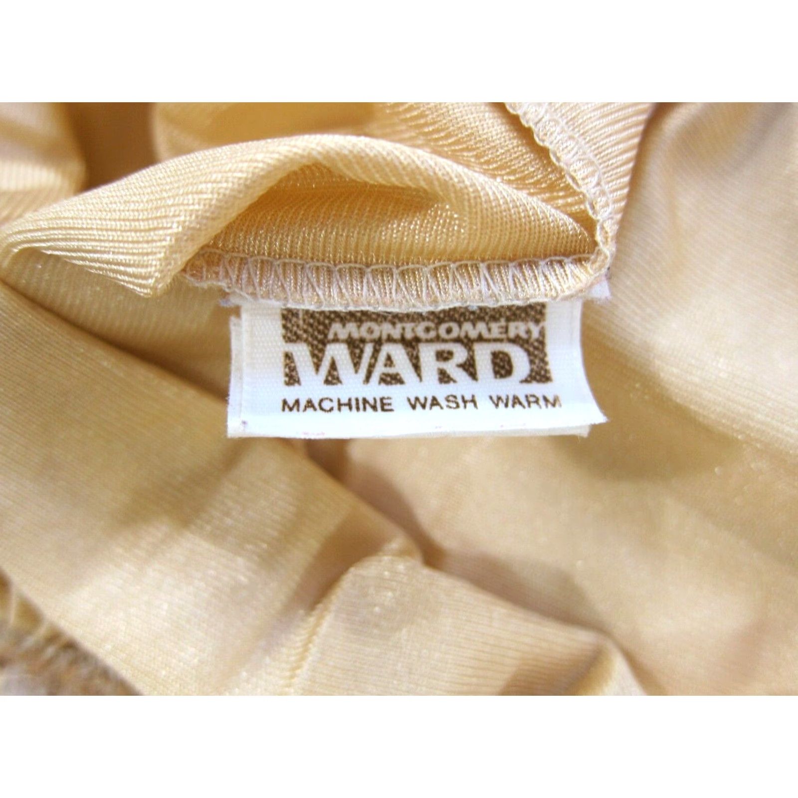 Vintage VINTAGE Montgomery Ward Peach Silky Satin Lace Spaghetti Strap Slip Dress Medium Size M / US 6-8 / IT 42-44 - 4 Thumbnail