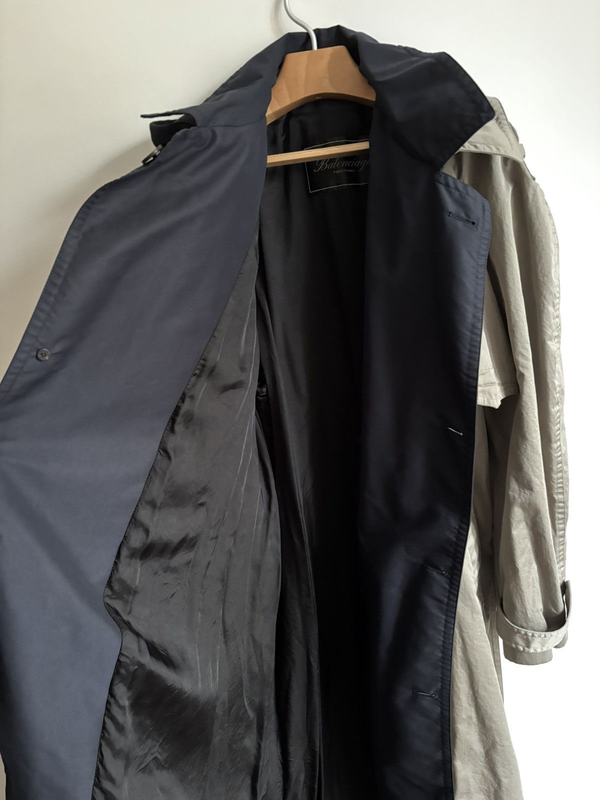 Balenciaga All in coat layered trench coat Size US M / EU 48-50 / 2 - 3 Thumbnail