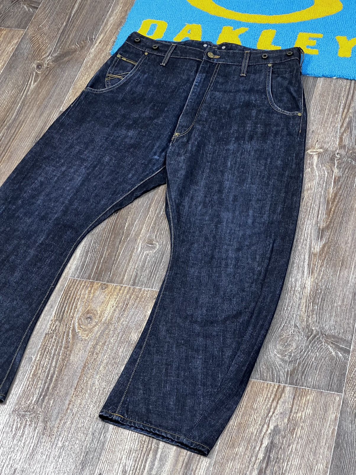 Lee × Vivienne Westwood Vivienne Westwood Lee Parachute Banana Blue Denim Pant Size US 32 / EU 48 - 4 Thumbnail