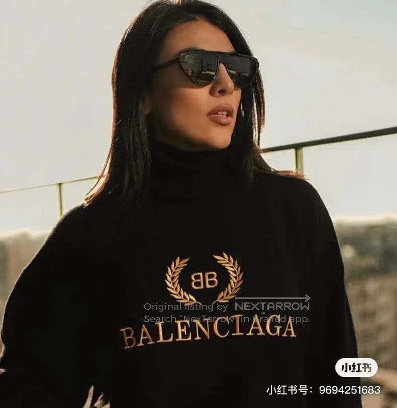Balenciaga Balenciaga Embroidered logo in black letters turtle neck l Size US XS / EU 42 / 0 - 9 Thumbnail