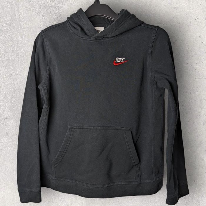 Black nike hoodie with red swoosh hot sale