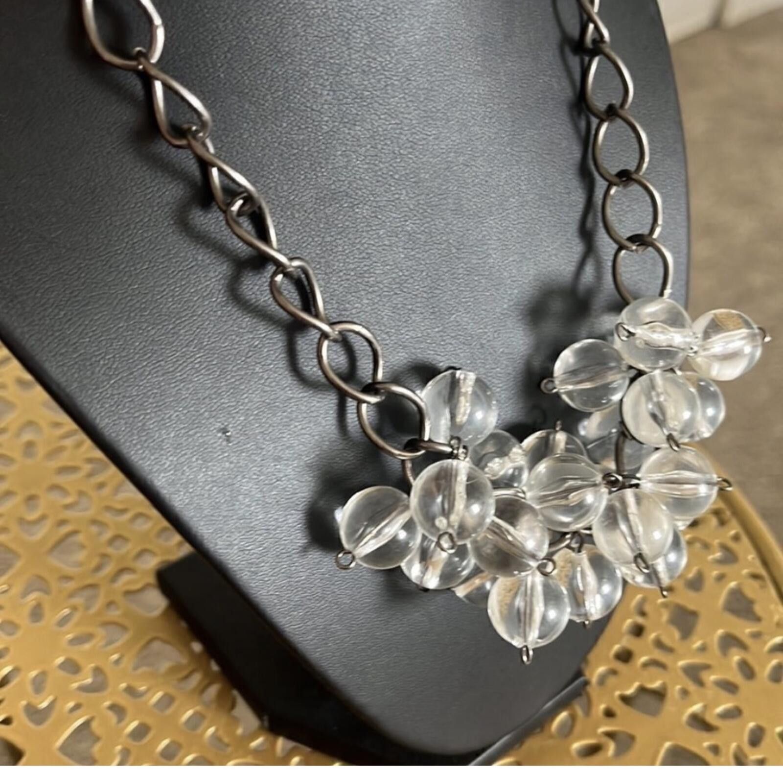 Other Clear acrylic beaded statement necklace Size ONE SIZE - 1 Thumbnail