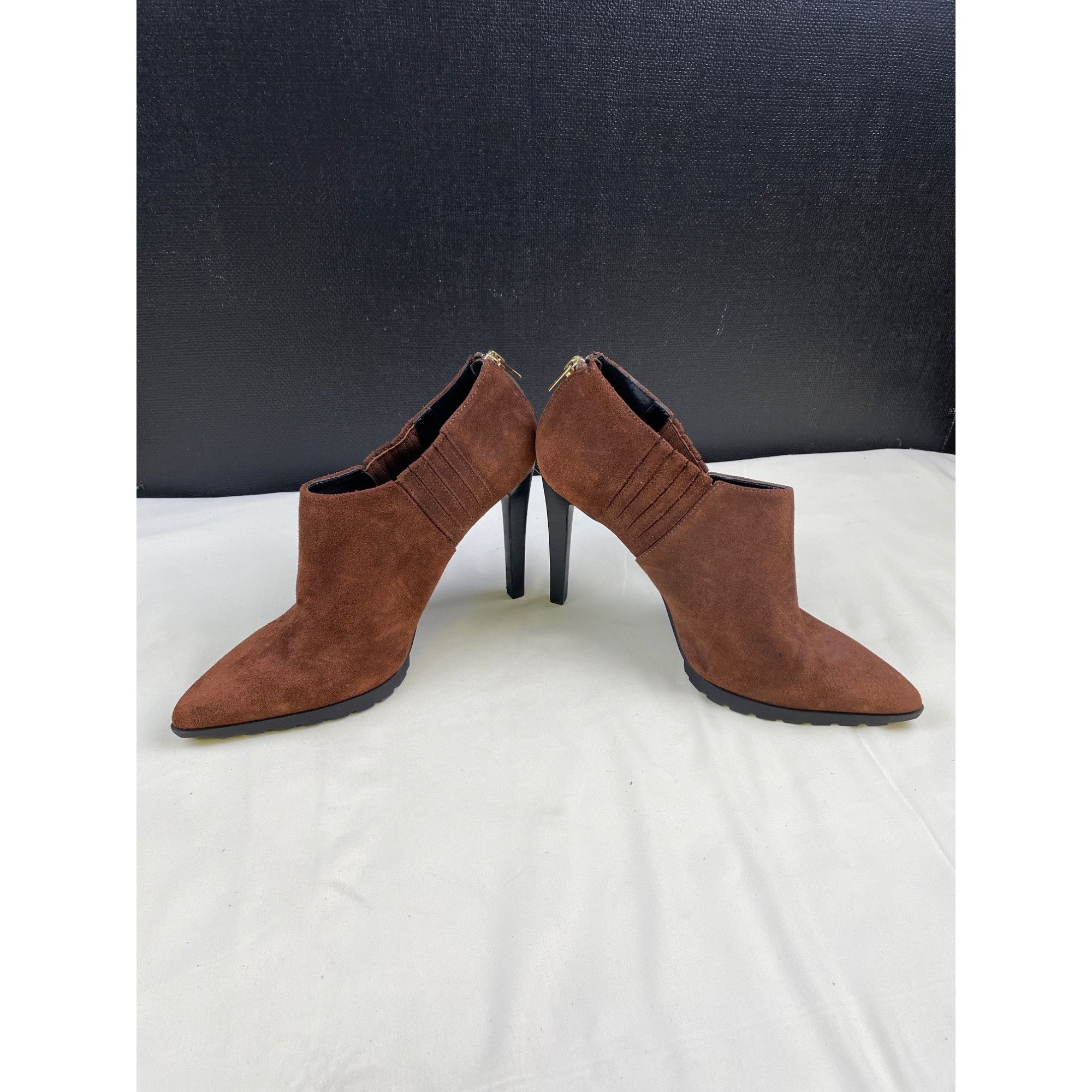 Calvin Klein Calvin Klein Women's Brown Suede Shoes/ Boots Heel 4.5" Size Size US 10 / IT 40 - 5 Thumbnail