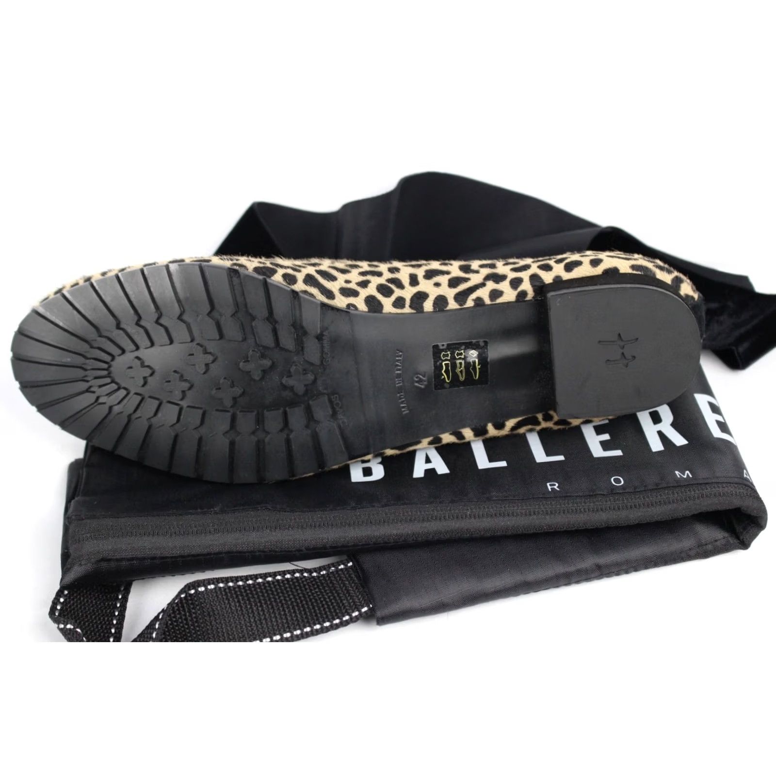Vintage Ballerette Women's Ottavia Round Toe Moccasins Velvet Bow Brogues Black 42/12 Velvet Bow Brogues Moccasins Black Women's 42/12 Size US 12 / IT 42 - 6 Thumbnail