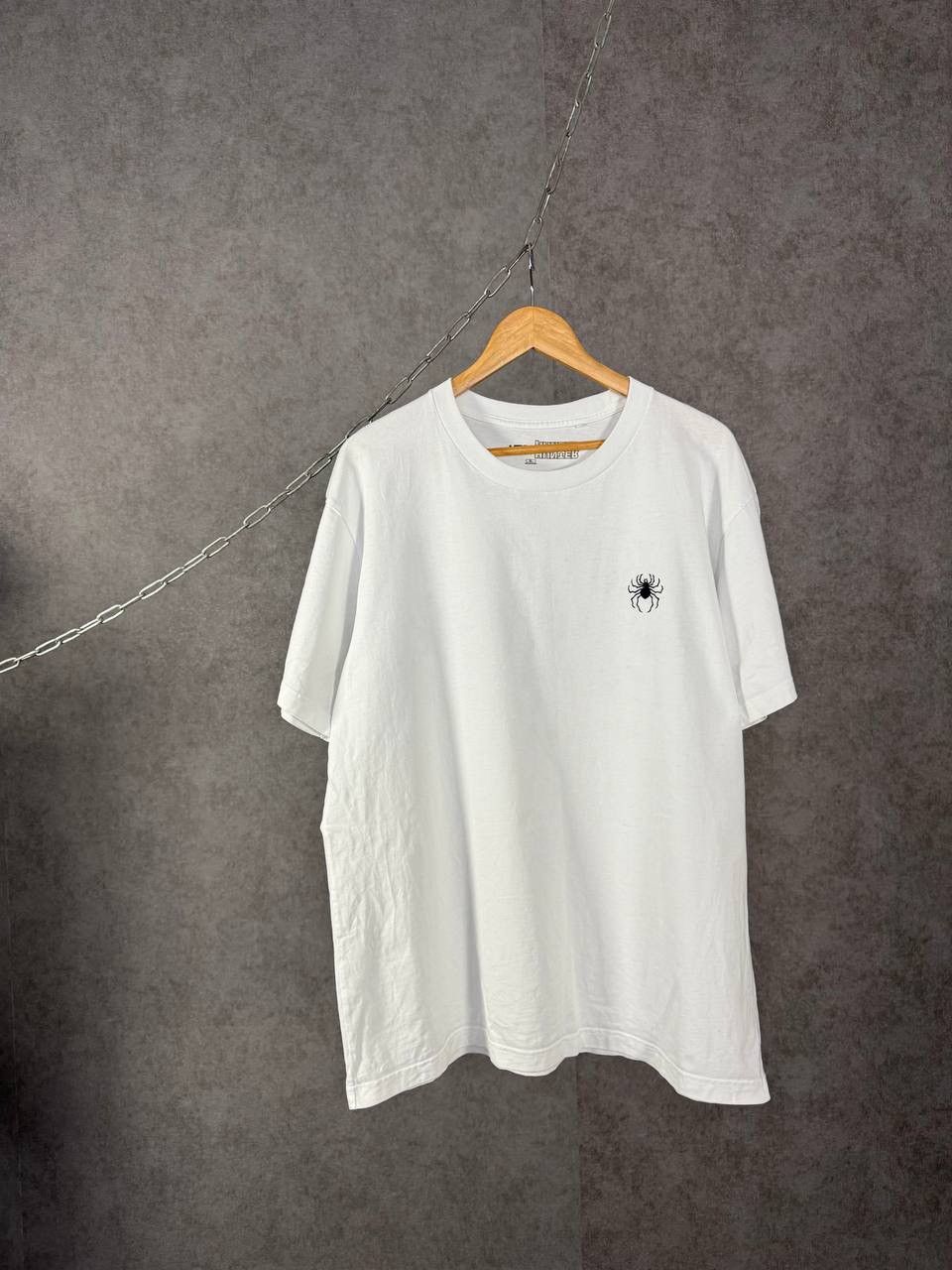 Hunter Hunter x Uniqlo anima Japanese tee Size US XL / EU 56 / 4 - 2 Thumbnail