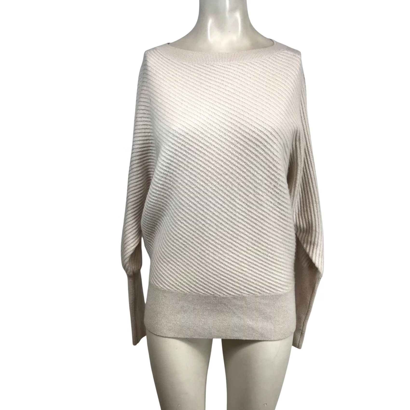 Vintage Garnet Hill Cream 100% Cashmere Diagonal Ribbed Dolman Sleeve Sweater Small Size S / US 4 / IT 40 - 2 Thumbnail