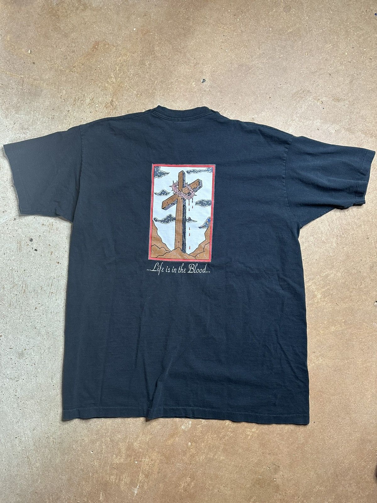 Vintage Vintage Single Stitch “Life is in the Blood” Christian Tee Size US XXL / EU 58 / 5 - 1 Thumbnail