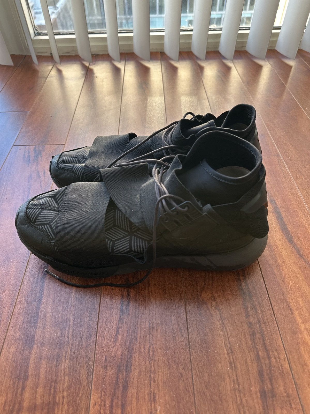 Yohji Yamamoto Y3 Qasa High Triple Black Art Sneakers Size US 11 / EU 44 - 4 Thumbnail