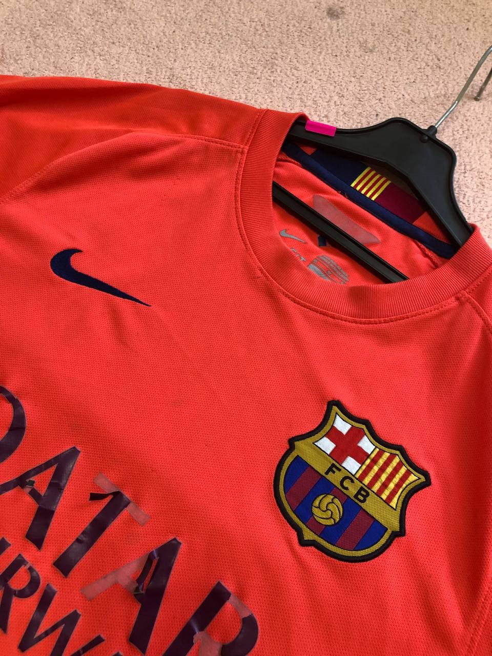 Nike Barcelona Away Football Shirt 2014 Soccer Nike Jersey Size M Size US M / EU 48-50 / 2 - 14 Thumbnail