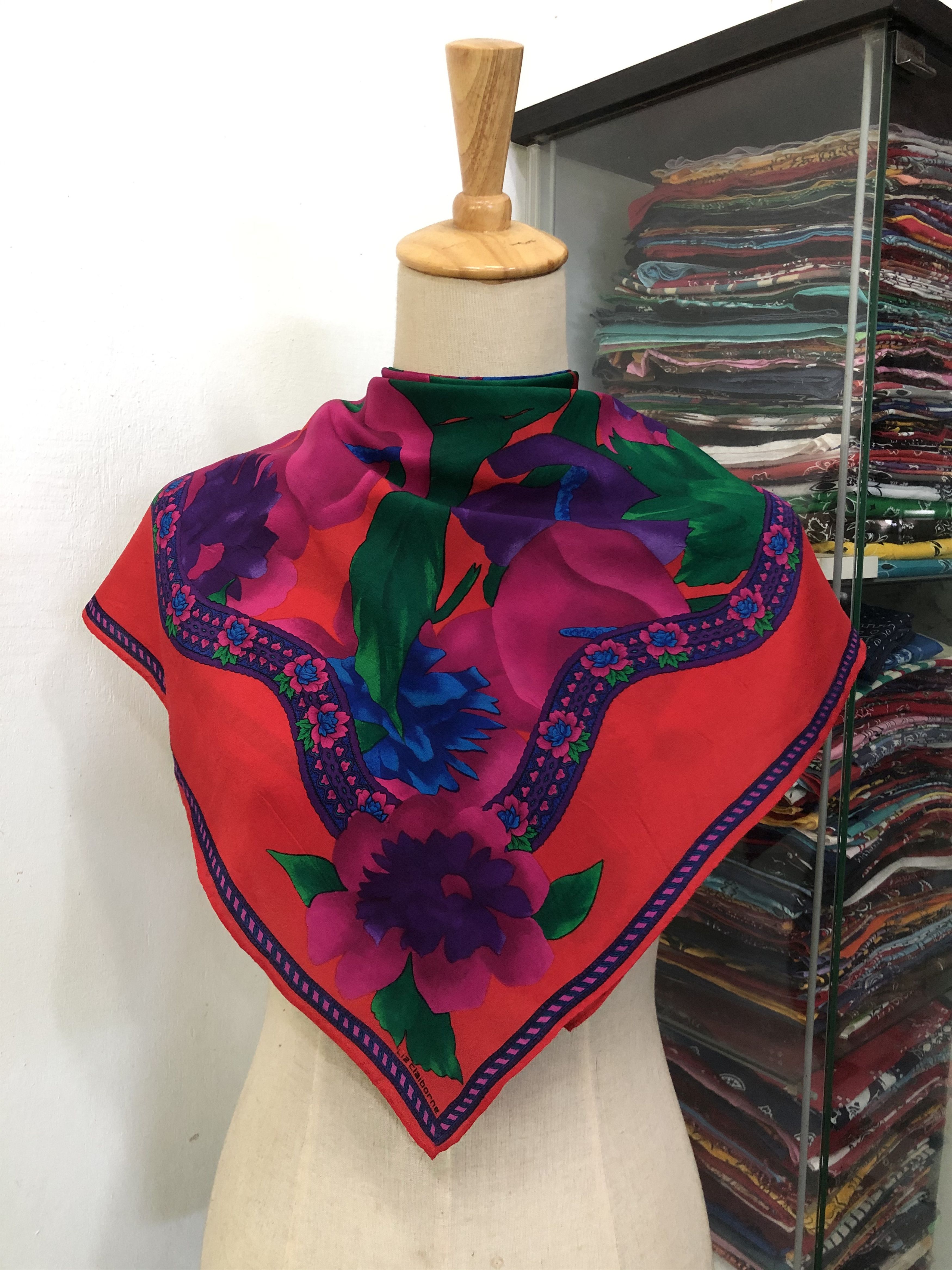 Vintage Vintage Liz Claiborne Silk Scarf Size ONE SIZE - 1 Thumbnail