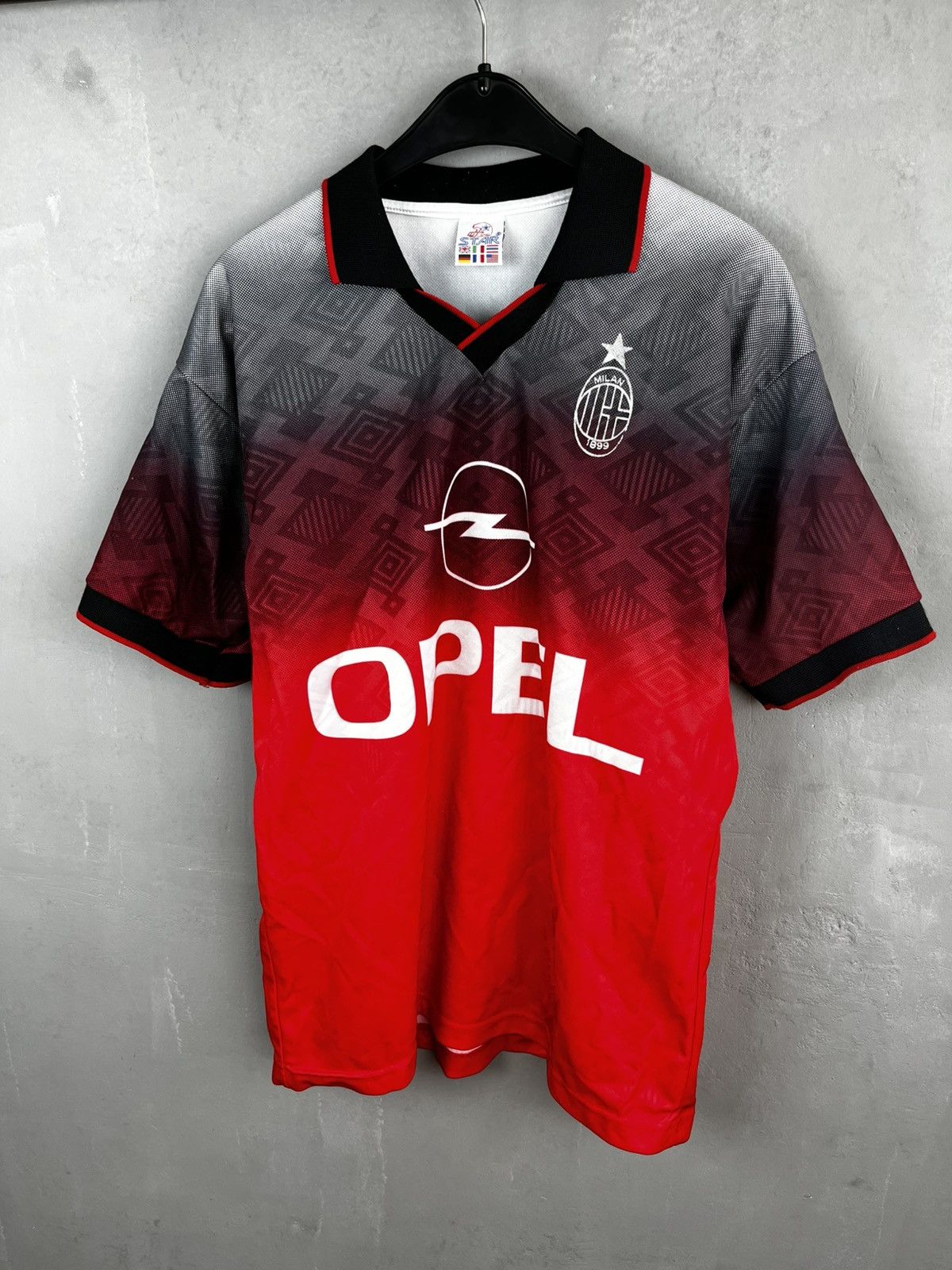 Vintage Ac Milan 1995 jersey Size US XL / EU 56 / 4 - 1 Thumbnail