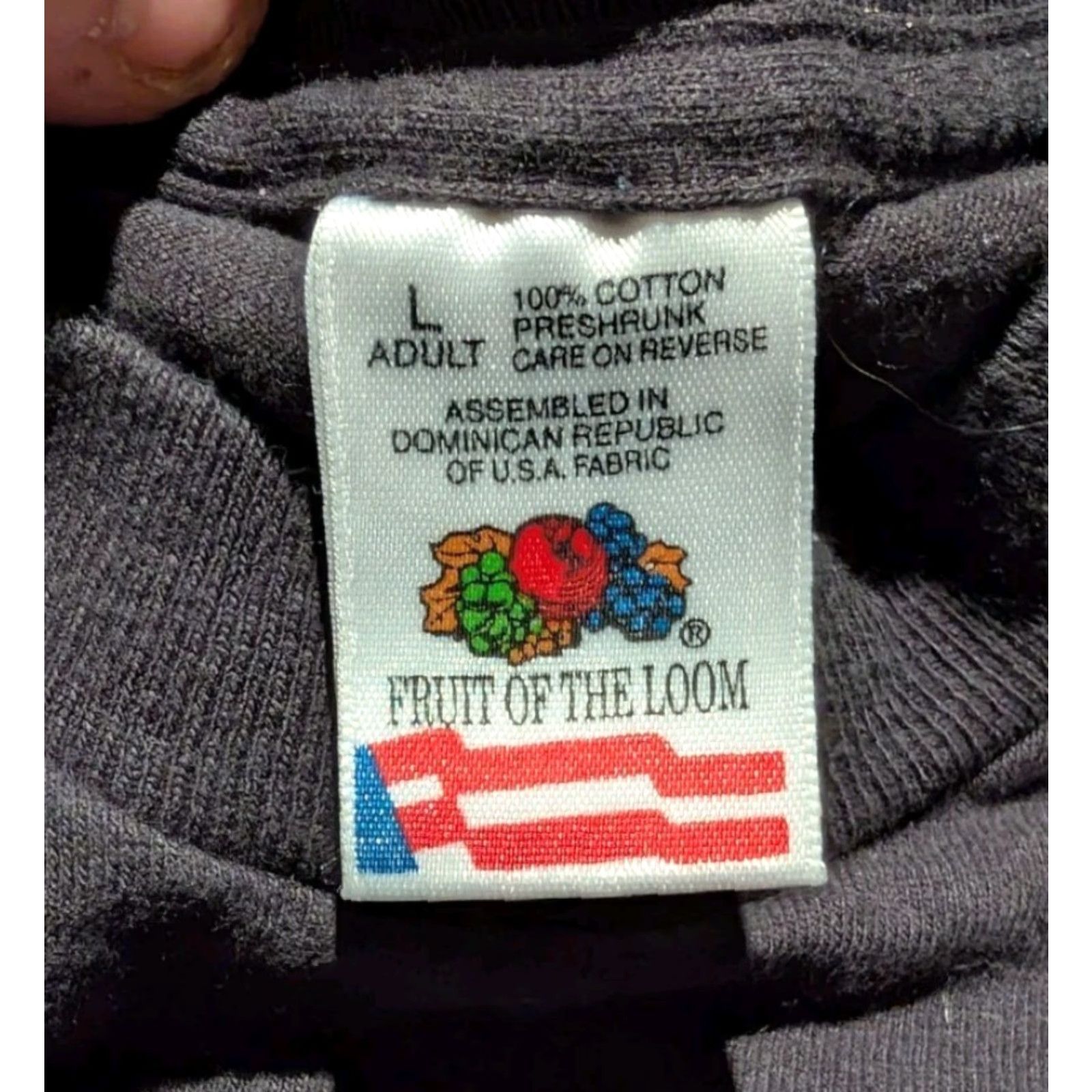 Fruit Of The Loom VINTAGE Yukon Jack Alcohol Promo Tee Shirt Mens T-Shirt Black L Fruit of the Loom 90s 80s USA Crew Neck Short Sleeve Cotton Size US L / EU 52-54 / 3 - 6 Thumbnail