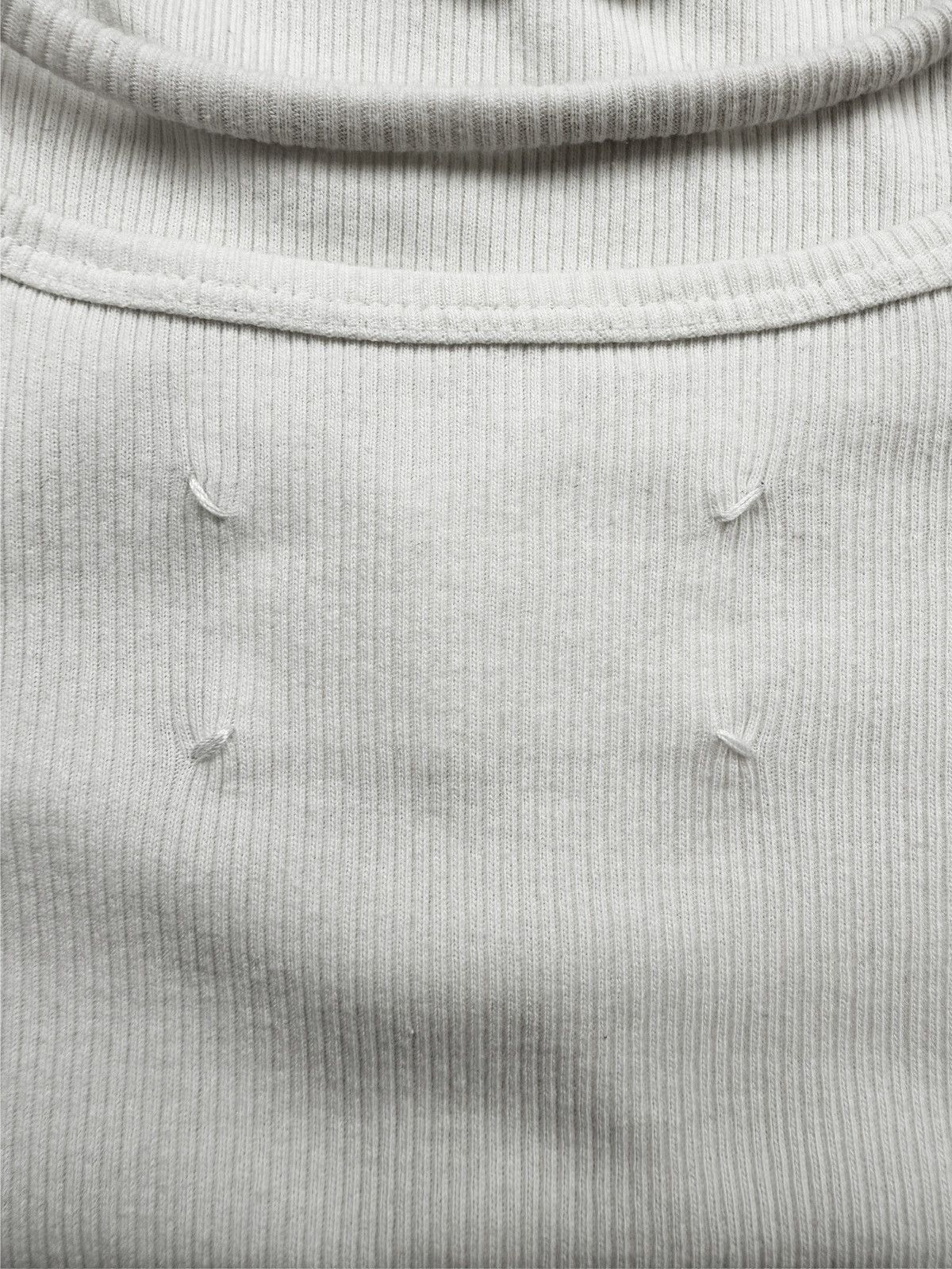 Maison Margiela AW02 Maison Margiela Quad-String White Ribbed Tank Top Size M / US 6-8 / IT 42-44 - 4 Thumbnail