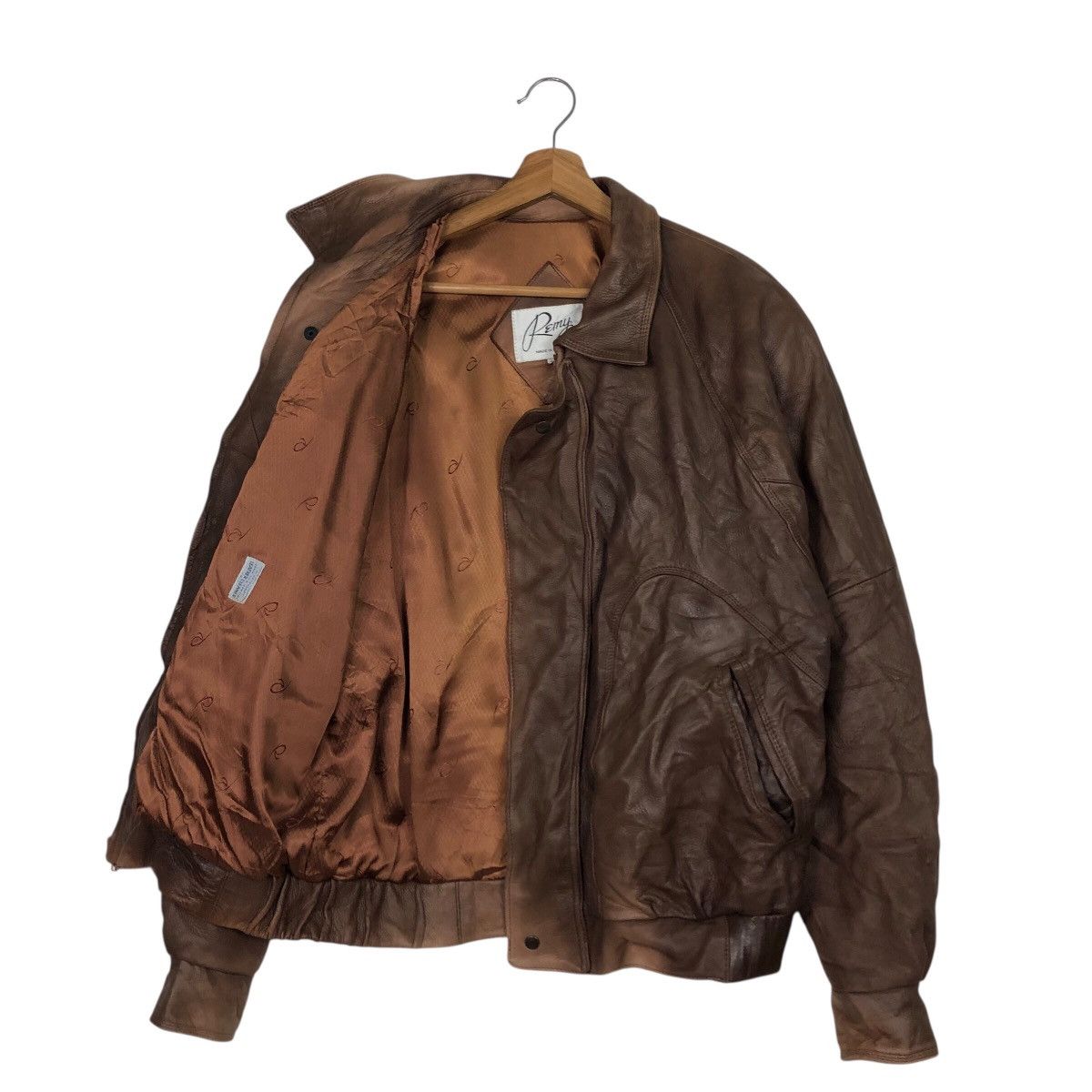 Japanese Brand Vintage Fly Bomber Leather Jacket Remy Blanket Issey Miyake Size US M / EU 48-50 / 2 - 12 Thumbnail