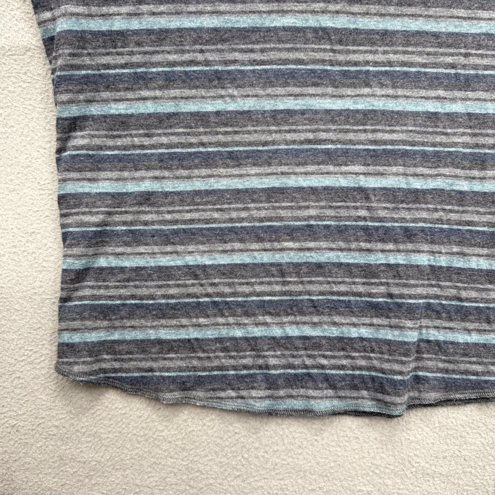 Marine Layer Marine Layer Shirt Mens M Gray Blue Striped Long Sleeve Henley Modal Soft Shirt Size US M / EU 48-50 / 2 - 6 Thumbnail