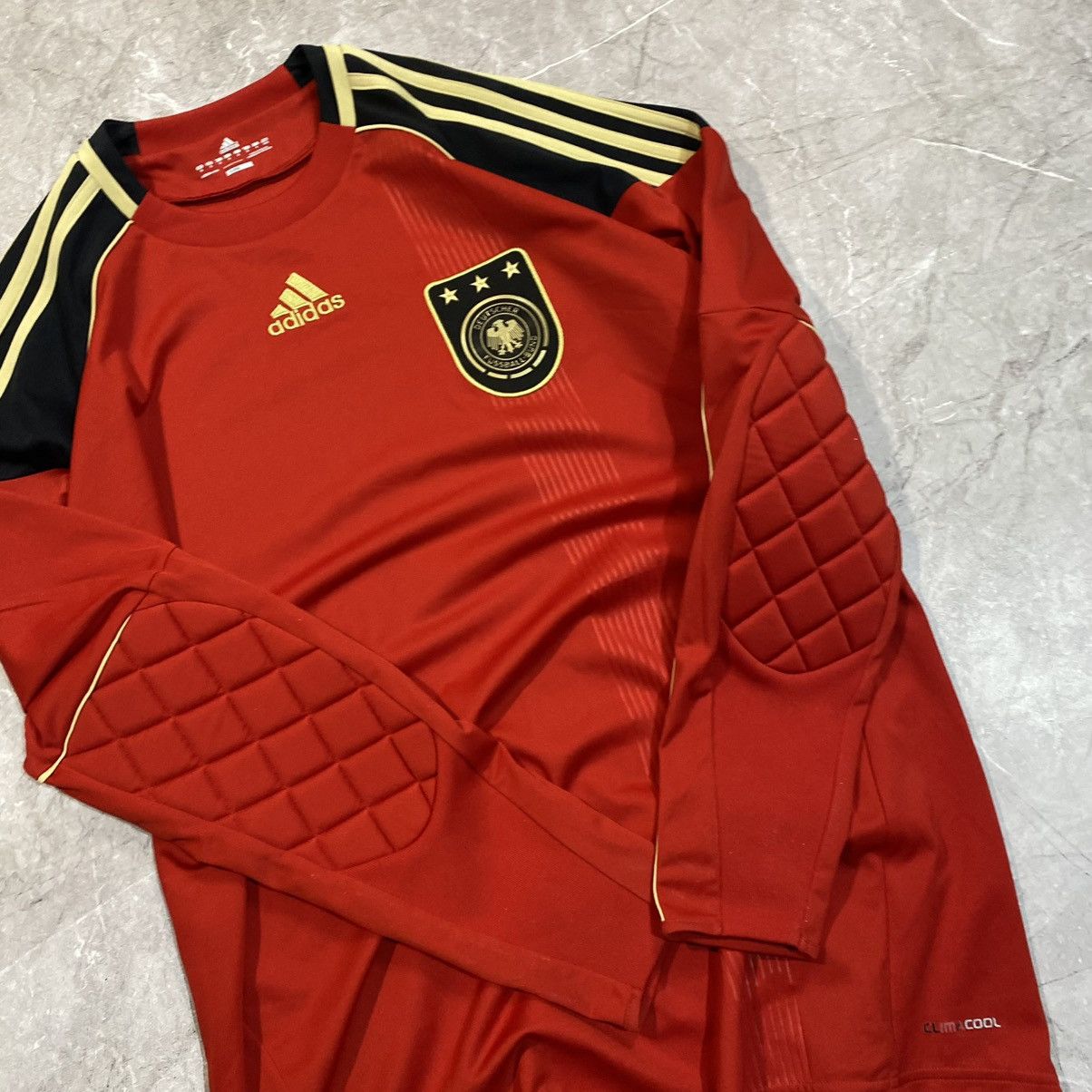 Adidas × Vintage VINTAGE ADIDAS GERMANY GOALKEEEPER LONG SLEEVE SOCCER JERSEY Size US M / EU 48-50 / 2 - 6 Thumbnail