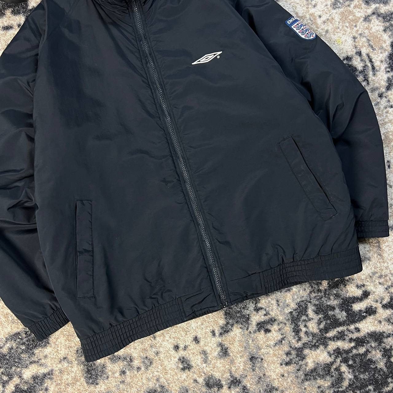 Umbro Umbro England Vintage Y2K Zip Up Bomber Jacket Size US L / EU 52-54 / 3 - 3 Thumbnail