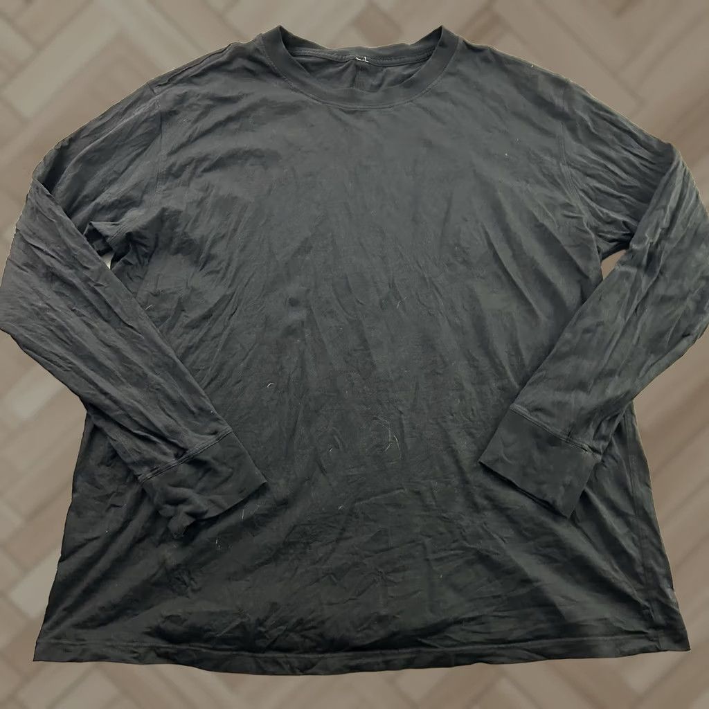 Lululemon Lululemon Long Sleeve T Shirt Men's L Black Size US L / EU 52-54 / 3 - 1 Thumbnail