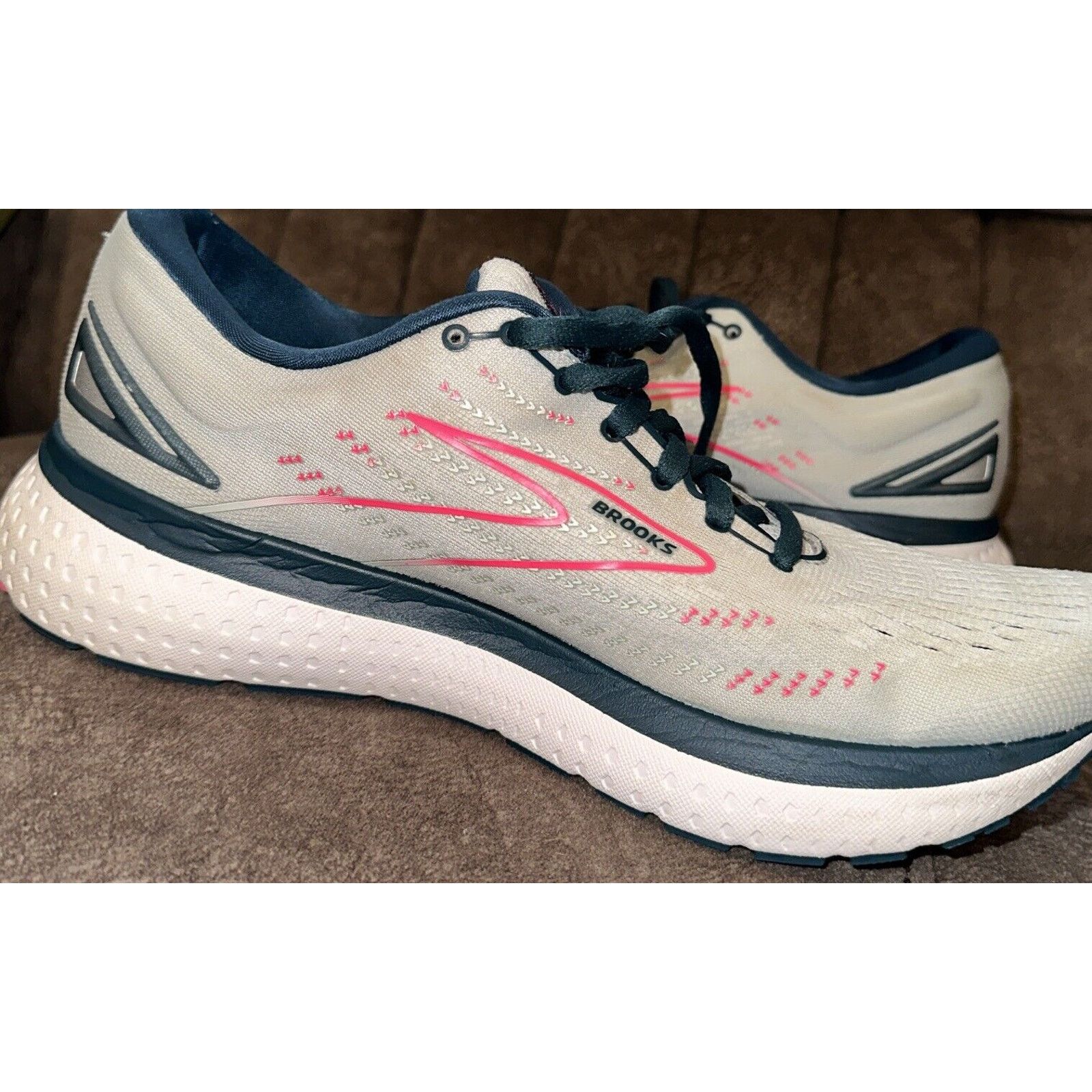 Brooks Brooks Glycerin 19 Womens size 10Shoes Gray Pink Runnin Size US 10 / IT 40 - 4 Thumbnail