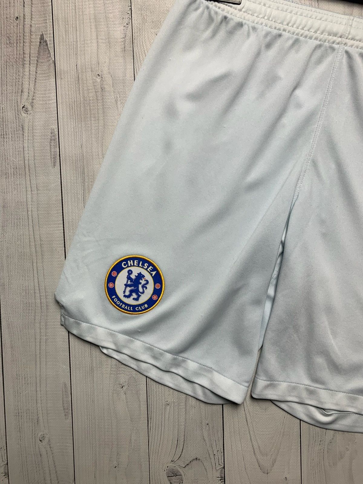 Nike × Vintage Vintage Nike Chelsea soccer shorts size S logo Size US 30 / EU 46 - 2 Thumbnail