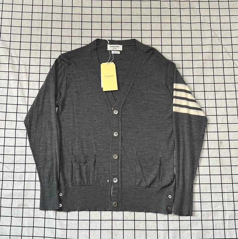 Thom Browne Thom Browne Five-Button Wool Cardigan - dmc Size US M / EU 48-50 / 2 - 1 Thumbnail