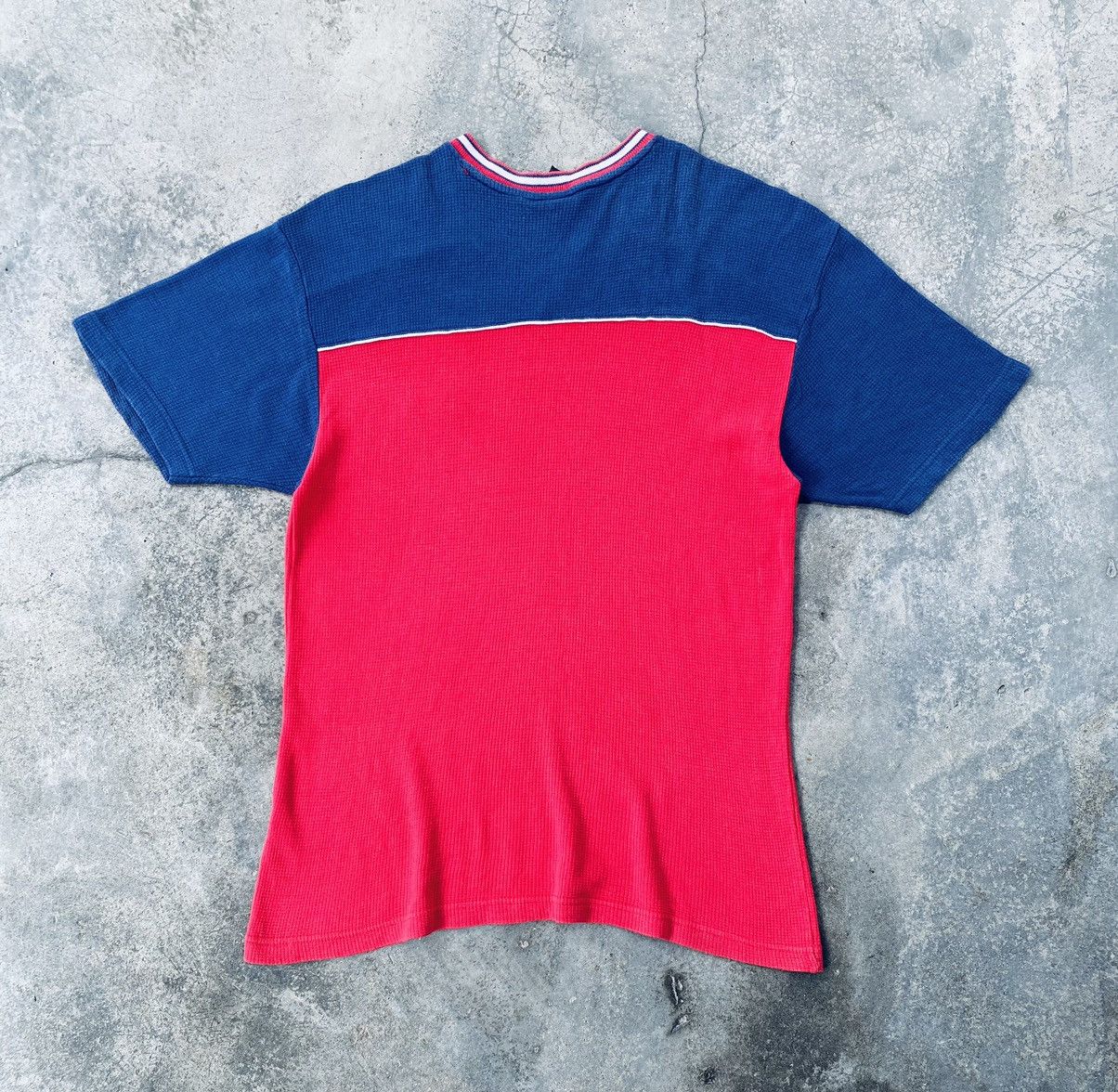 Vans Vintage Vans Skateboards V-Neck Threlmal Tees Size US M / EU 48-50 / 2 - 2 Thumbnail