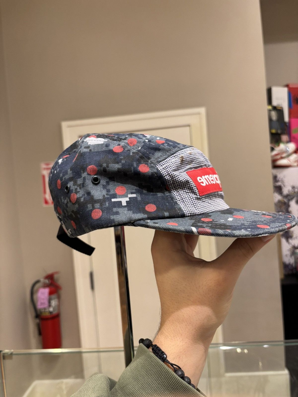 Comme des Garcons Supreme x Comme Des Garcons Digital Camo Camp Hat Size ONE SIZE - 2 Thumbnail