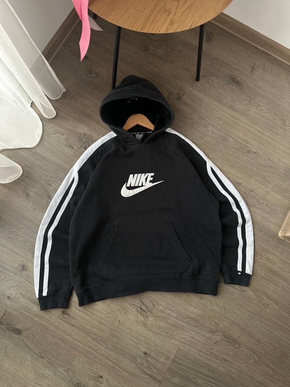 Nike × Vintage Vintage Nike Black Center Logo Hoodie Size US XL / EU 56 / 4 - 4 Thumbnail