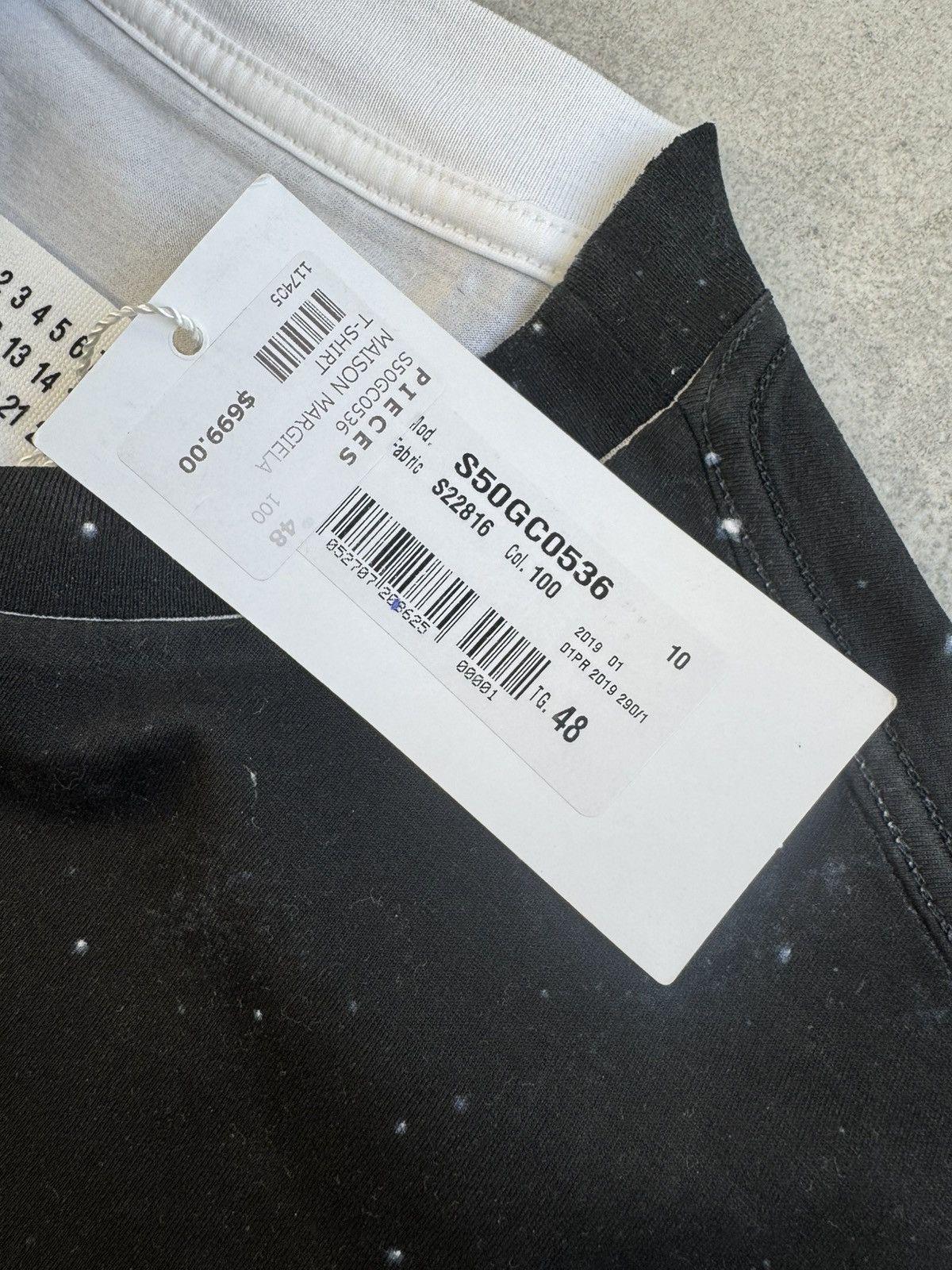 Maison Margiela Maison Margiela Space UFO Logo Tee Size US M / EU 48-50 / 2 - 4 Thumbnail