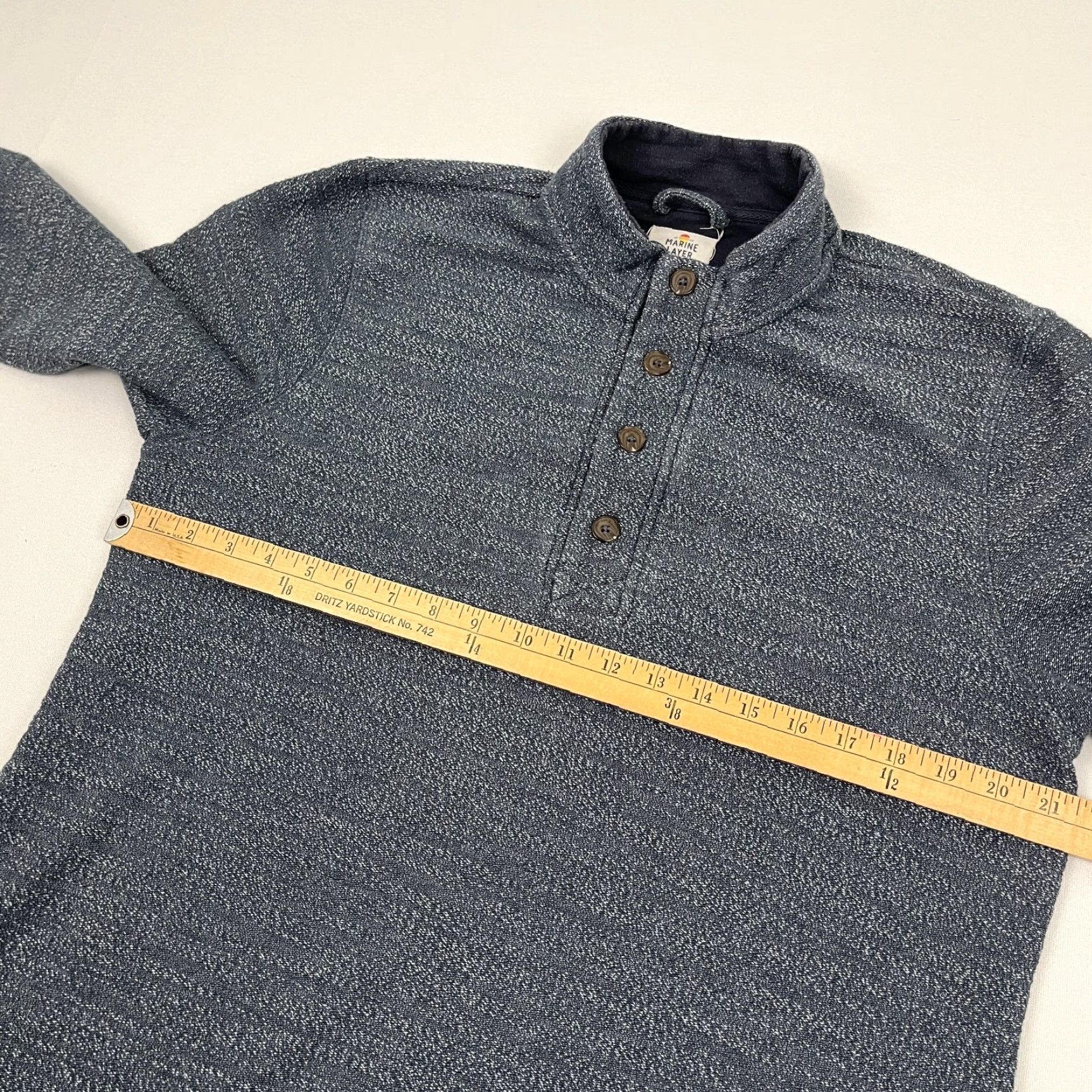 Marine Layer Marine Layer Sweatshirt Mens L Blue 4 Button Henley Pullover Knit Pullover Shirt Size US L / EU 52-54 / 3 - 4 Thumbnail