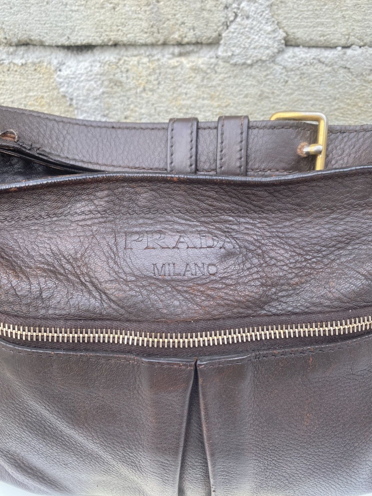Prada Rare PRADA Leather Cross Body Bag Size ONE SIZE - 5 Thumbnail